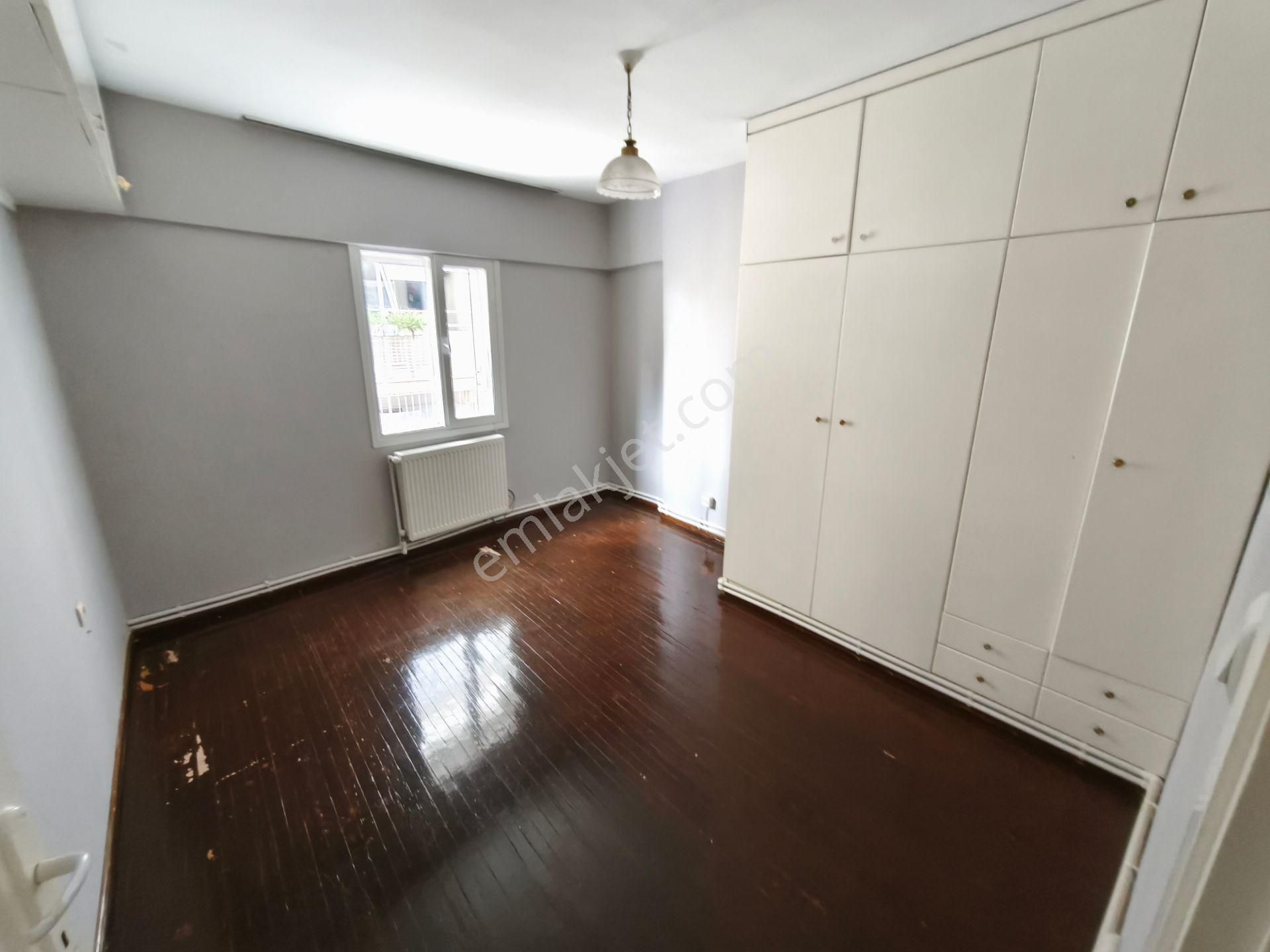 Bornova Hükümet Konağı Arkası Kombili Asansörlü Arakat Kiralık 2+1 Daire - Görsel 13