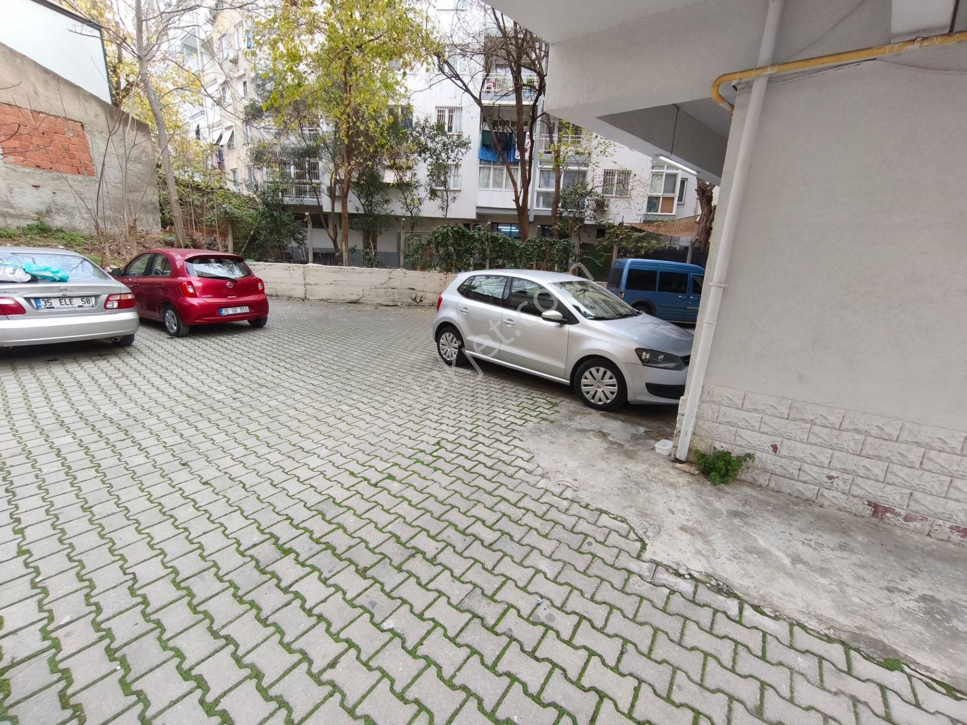 Bornova Hükümet Konağı Arkası Kombili Asansörlü Arakat Kiralık 2+1 Daire - Görsel 32