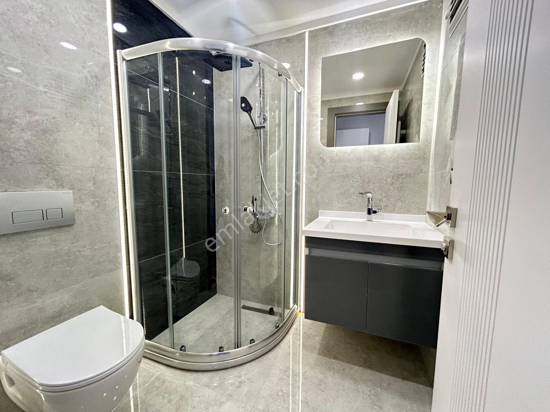 Taner'den Dikmen Karşıyaka Sok'ta 3+1 Çift Banyolu Süper Lüks Ön Cephe - Görsel 15