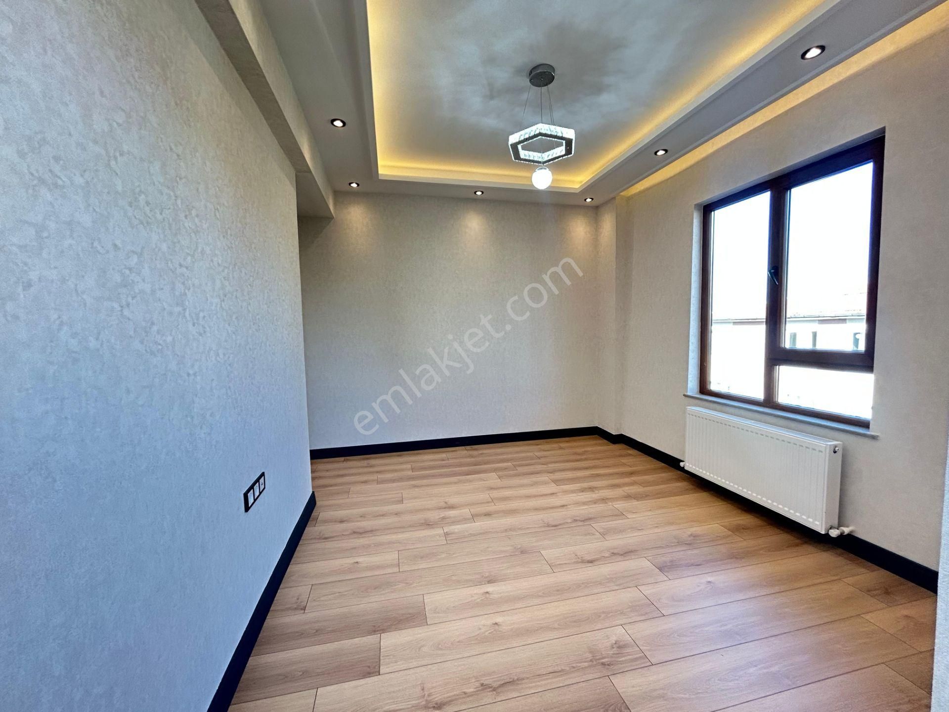 Taner'den Dikmen Karşıyaka Sok'ta 3+1 Çift Banyolu Süper Lüks Ön Cephe - Görsel 23