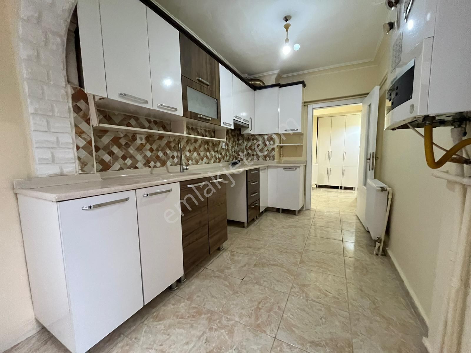 Mç Emlak'tan Plevne Mah'de 3+1 Satılık Daire - Görsel 2