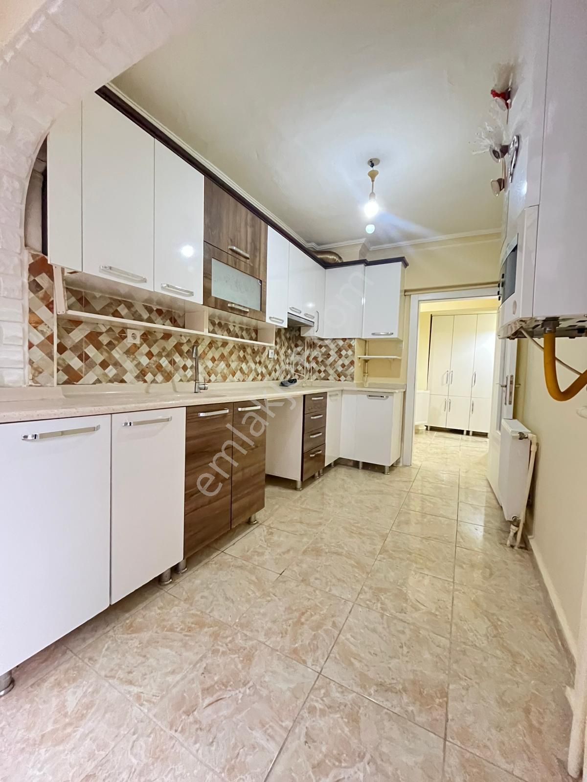 Mç Emlak'tan Plevne Mah'de 3+1 Satılık Daire