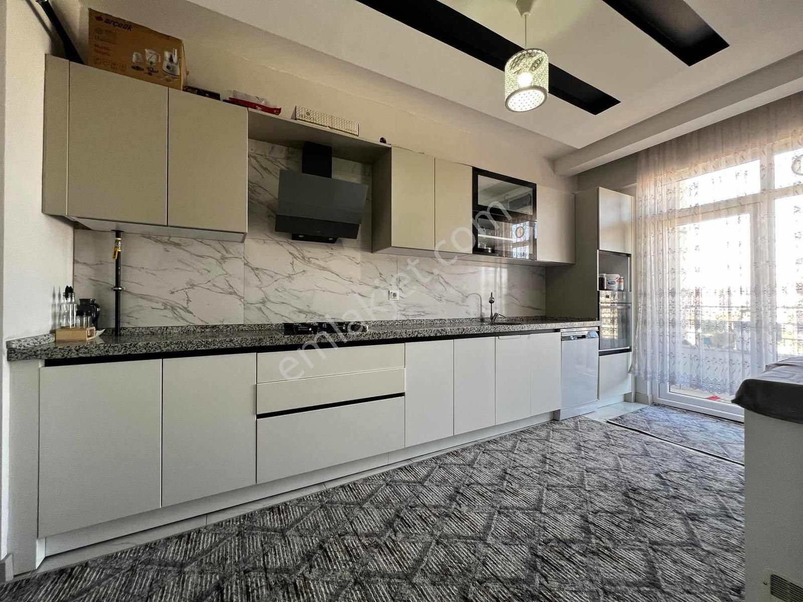 Mevlana Kültür Merkezi Yanı Kullanıma Hazır 3+1 Fırsat Daire