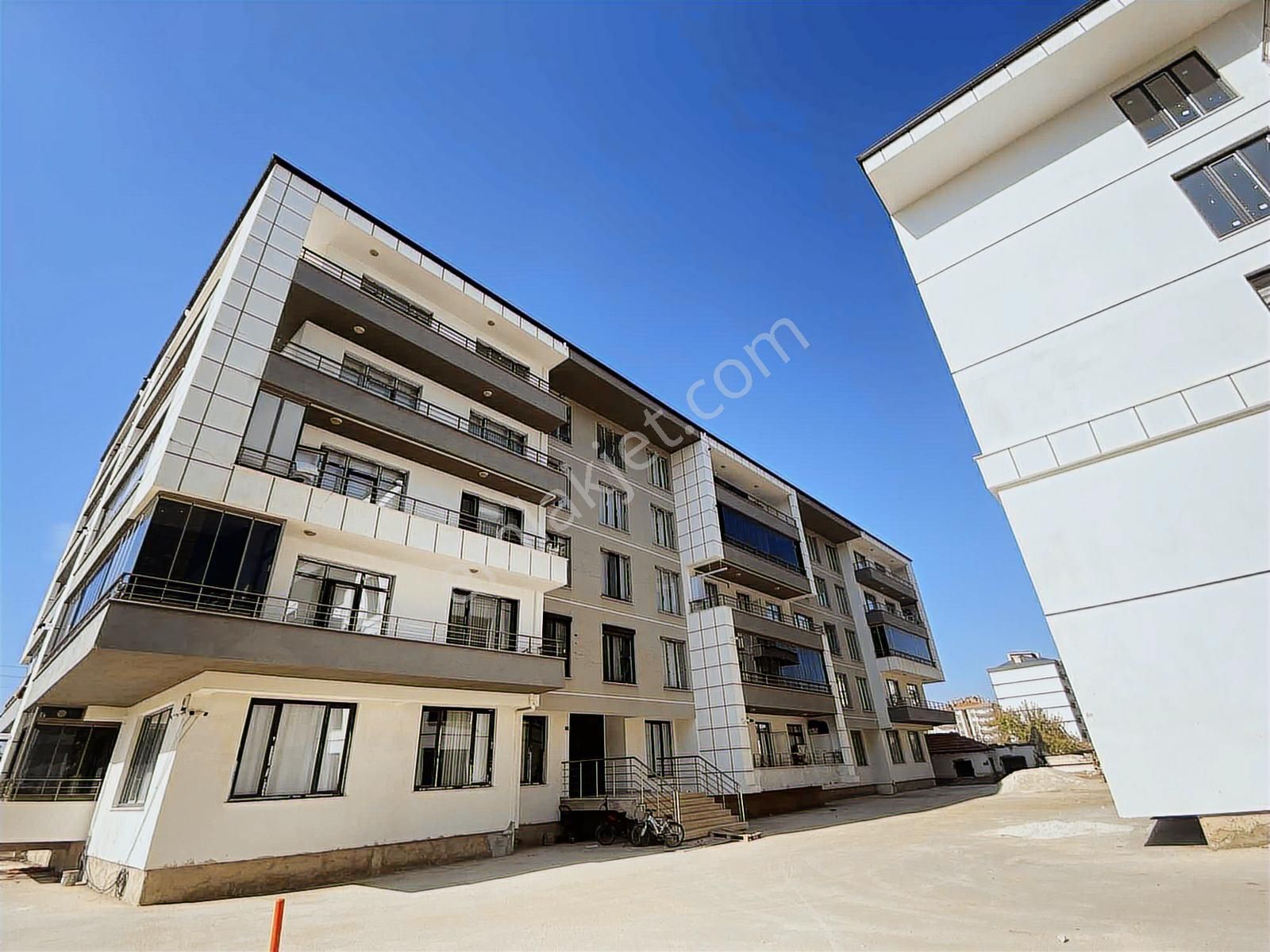 Mevlana Kültür Merkezi Yanı Kullanıma Hazır 3+1 Fırsat Daire - Görsel 10