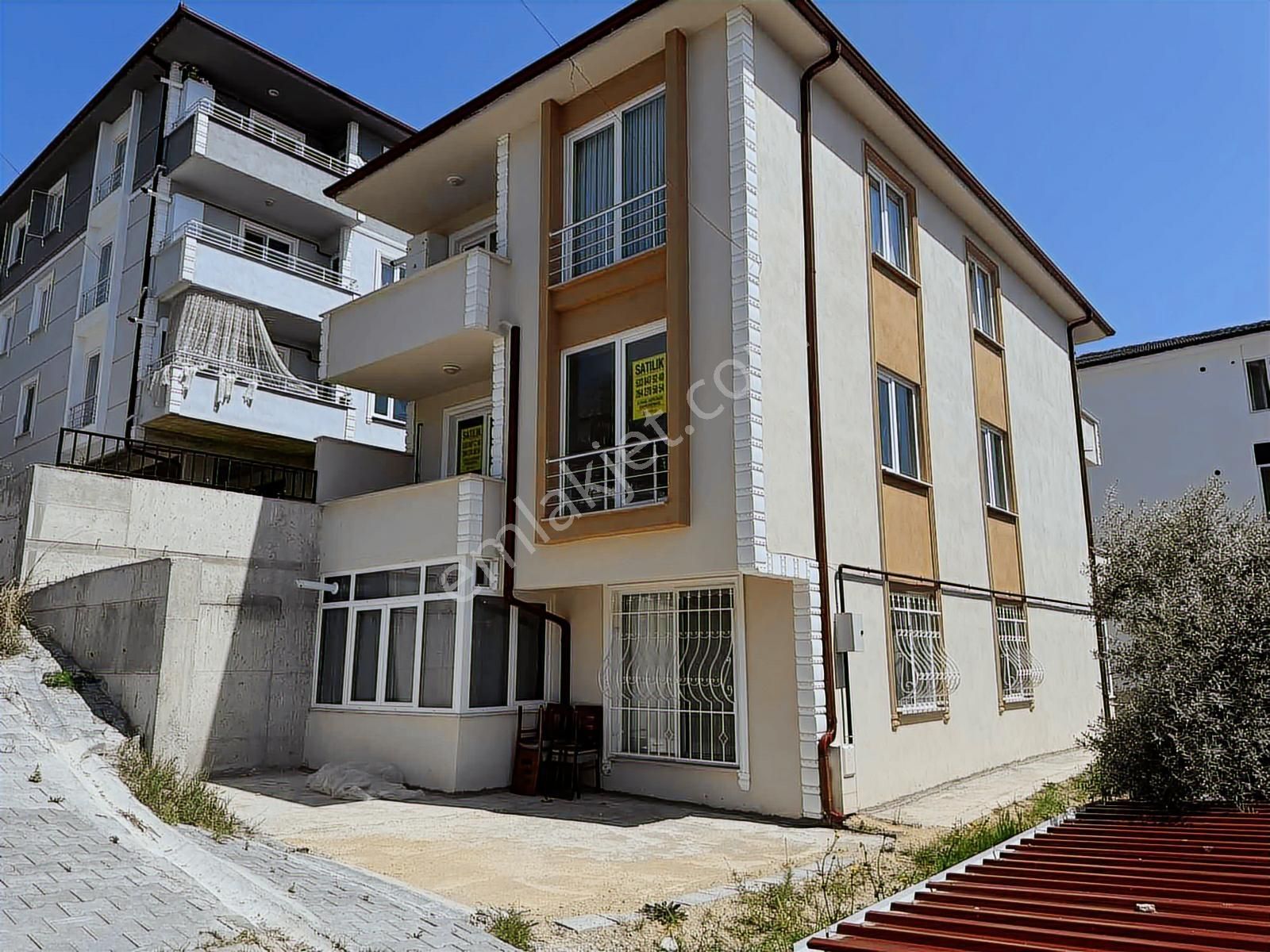 Pamukova Da Sıfır 2+1 90 M2 Geniş Daire
