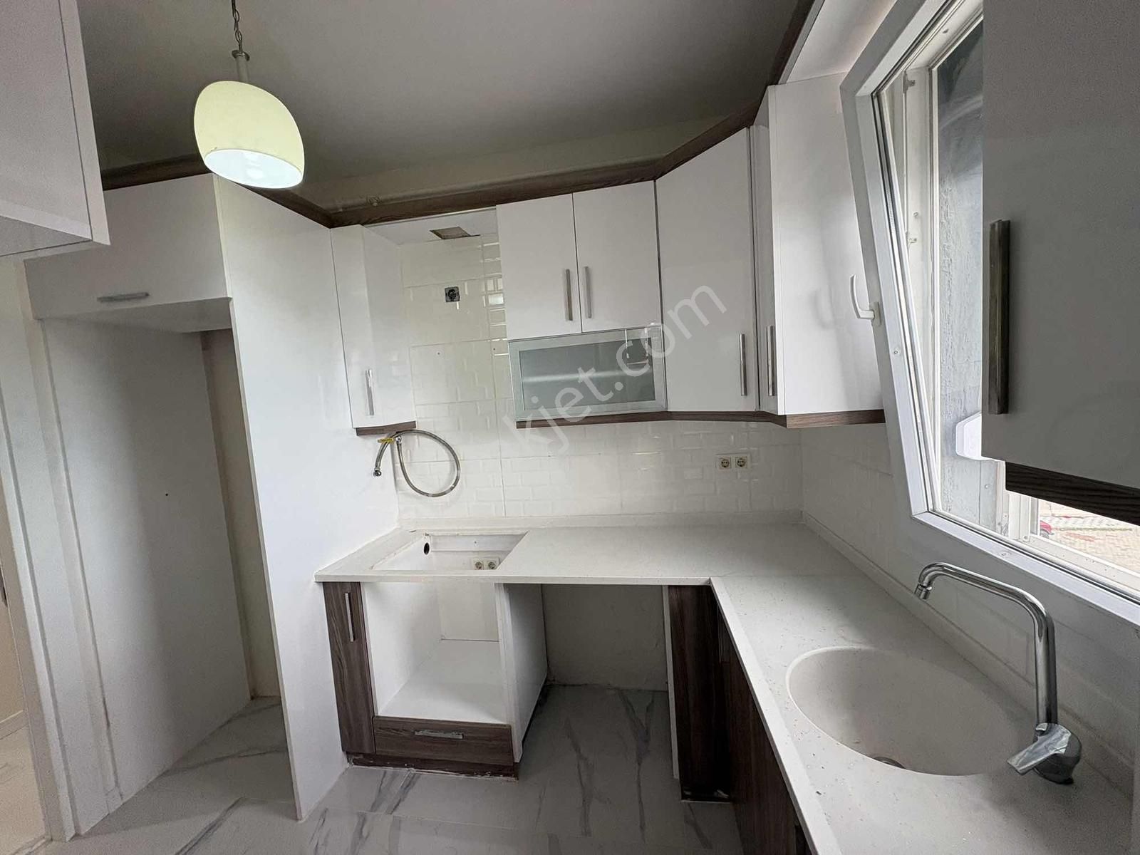 Buca İşçi Evleri Yiğitler Mah.de 3+1 Satılık Lüks Daire - Görsel 24