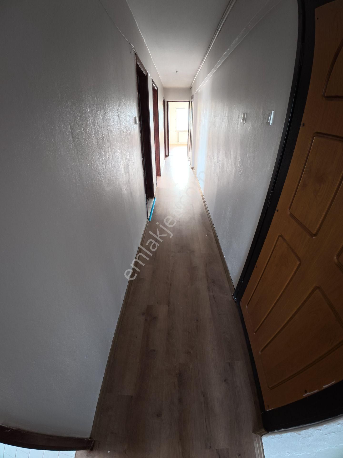 Sefa Çamlıkta 3 Katlının 2. Katında 3+1 Doğa Manzaralı Daire - Görsel 12