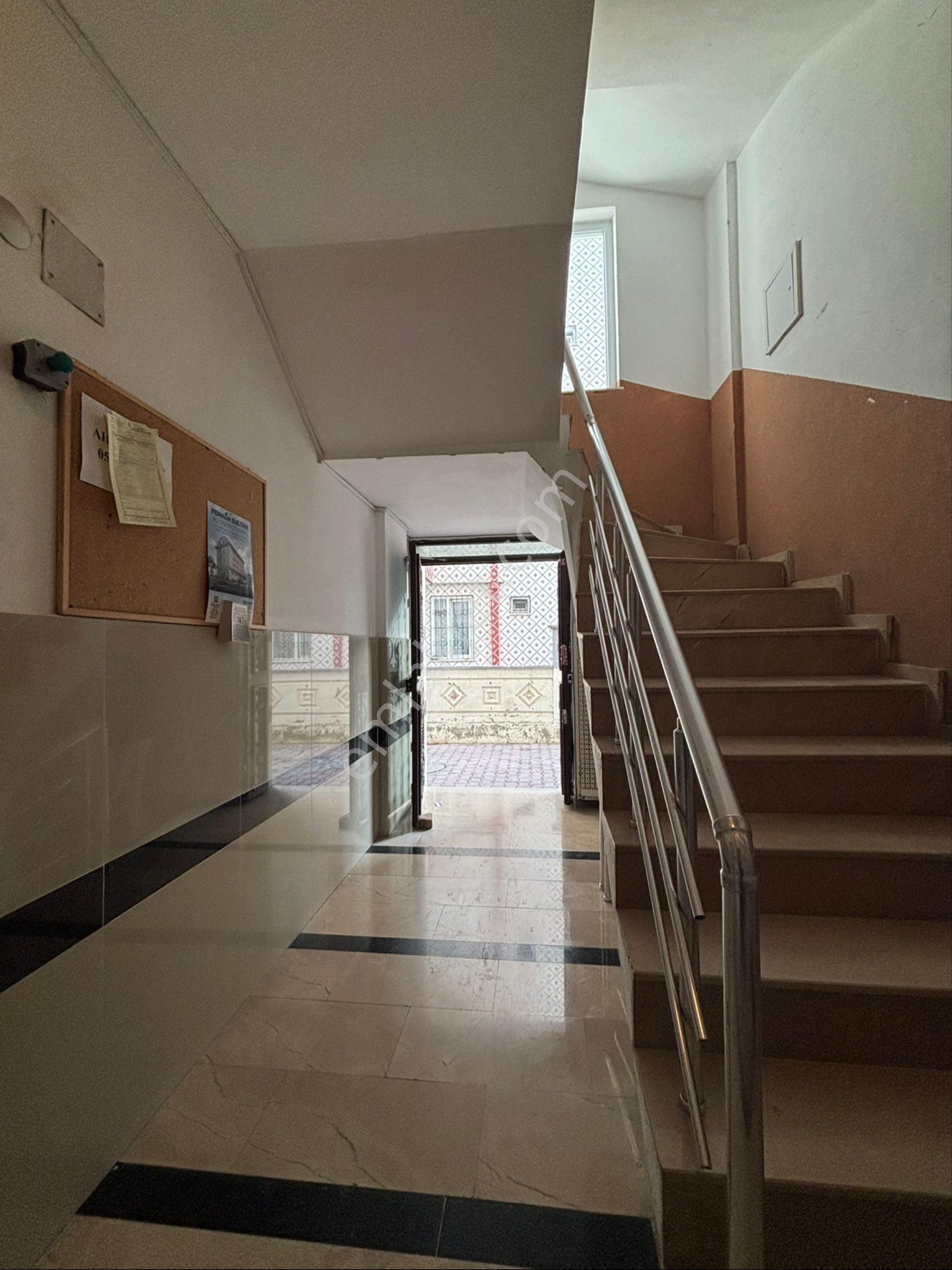 Kızıltoprak Mah. 2+1- 75 M2 Giriş Kat Kiralık Daire - Görsel 7
