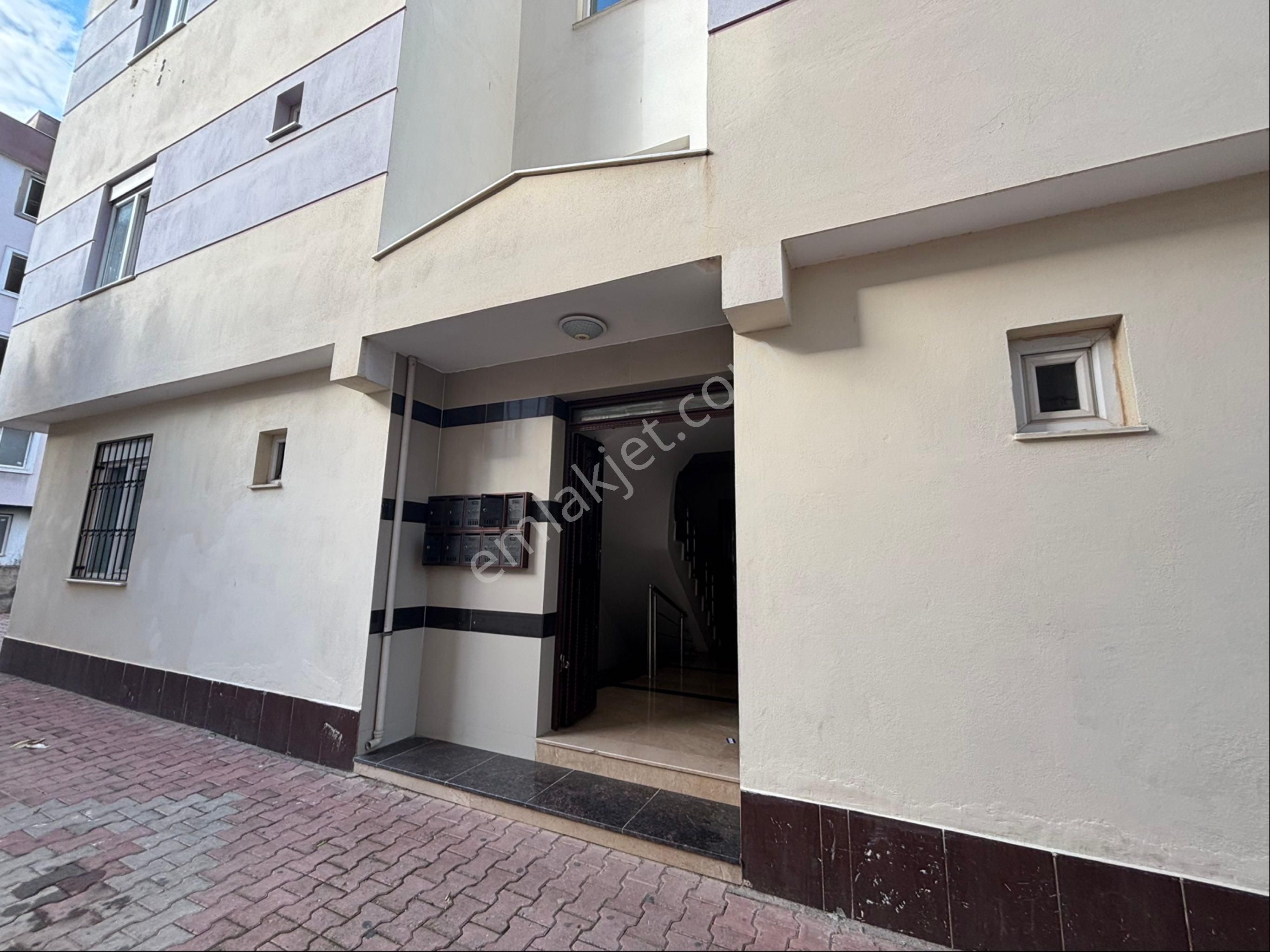 Kızıltoprak Mah. 2+1- 75 M2 Giriş Kat Kiralık Daire - Görsel 5