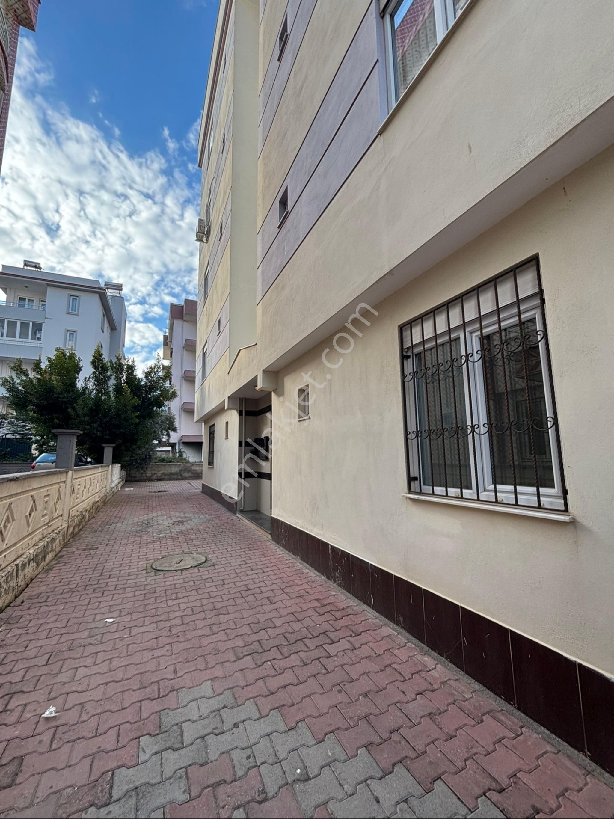 Kızıltoprak Mah. 2+1- 75 M2 Giriş Kat Kiralık Daire - Görsel 4