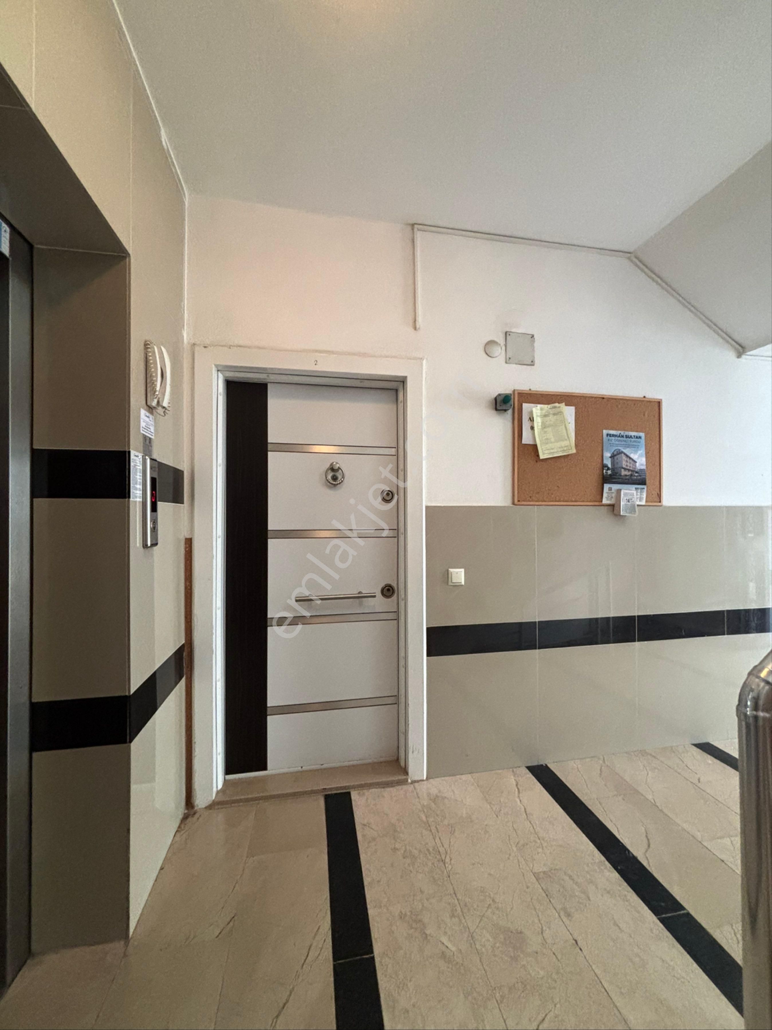 Kızıltoprak Mah. 2+1- 75 M2 Giriş Kat Kiralık Daire - Görsel 8