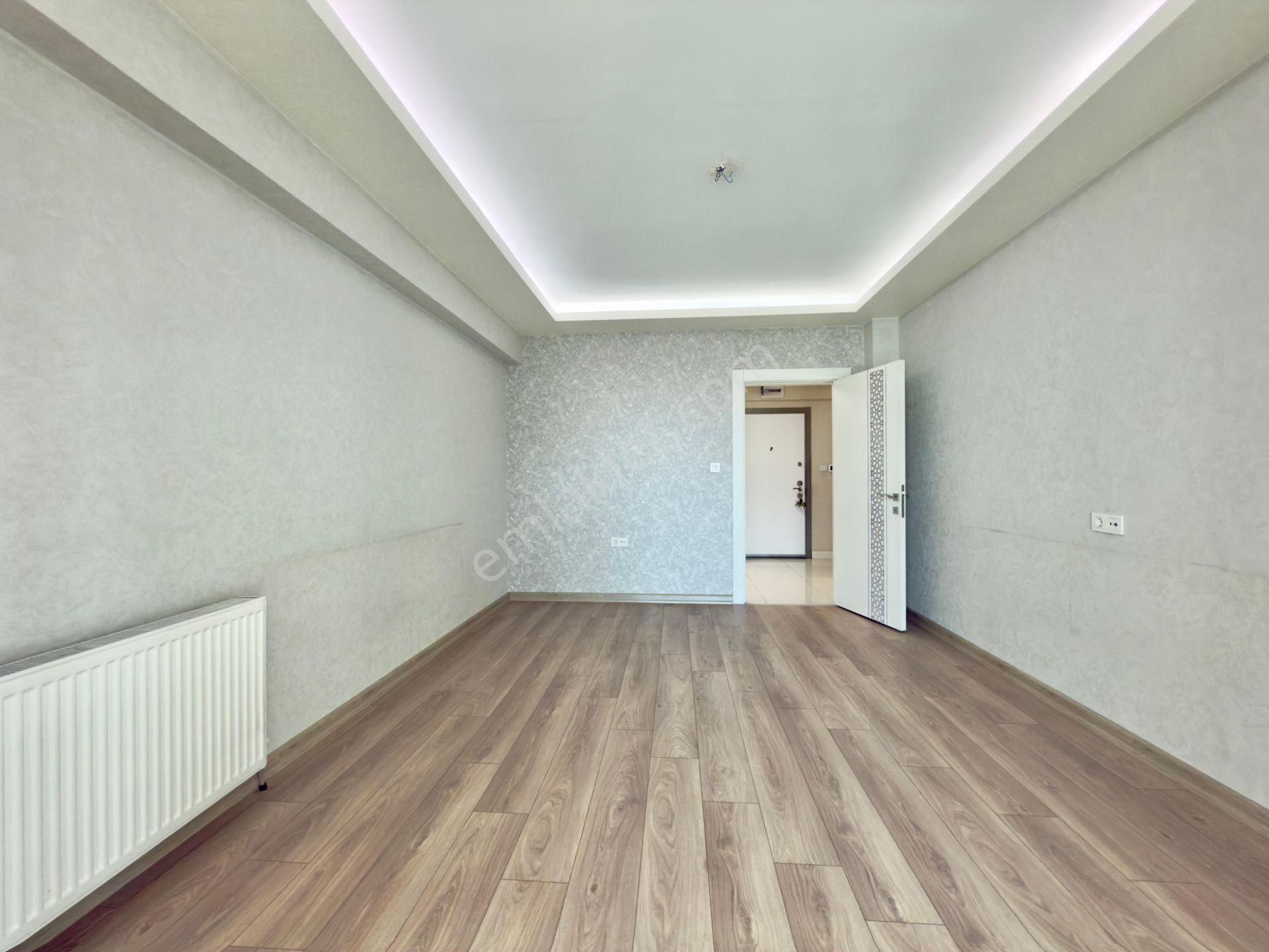 Kalecik Emlak'tan Hastane Yakını Manzaralı Teras Balkon 4+1 Site Dairesi - Görsel 11