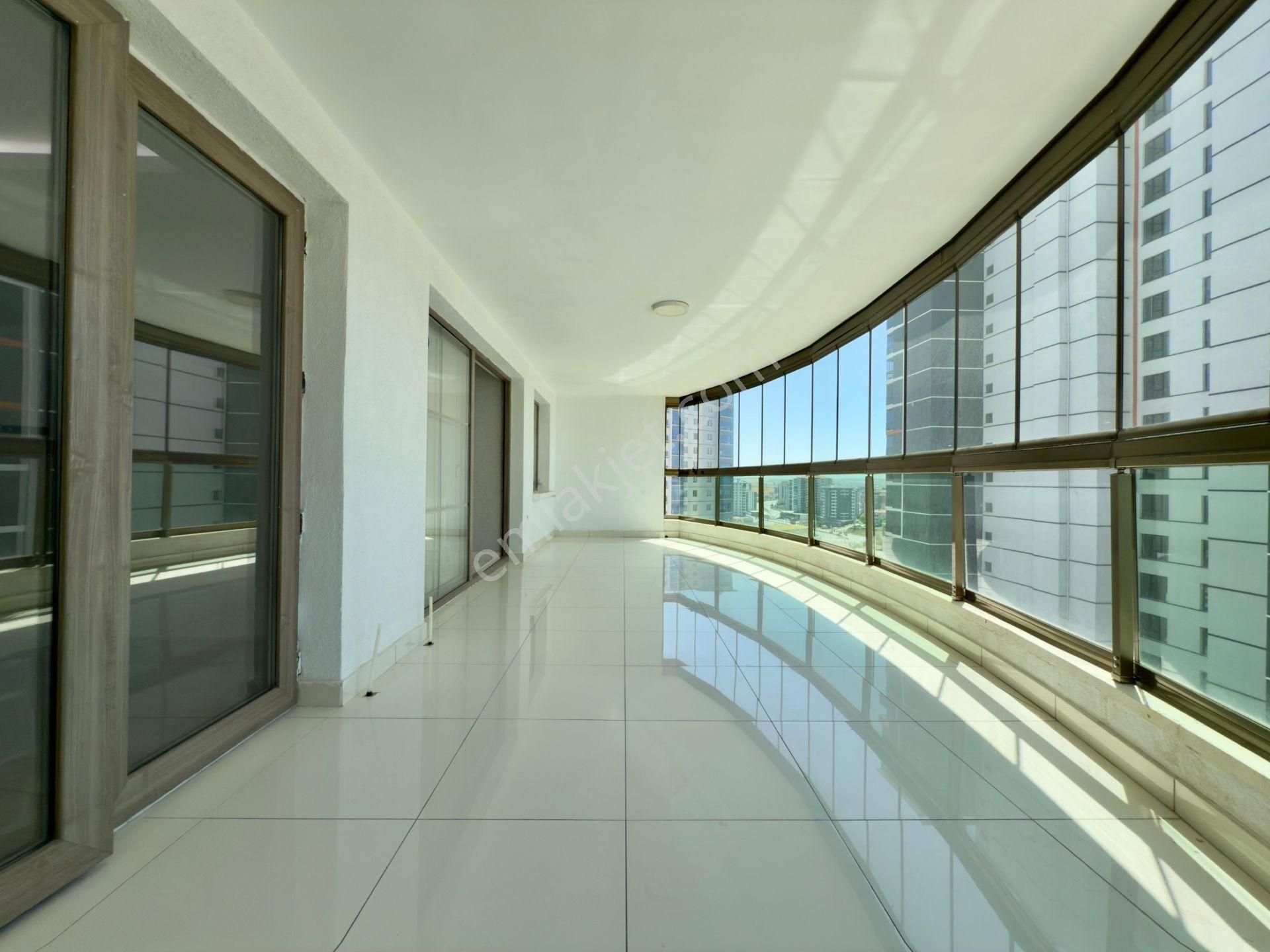 Kalecik Emlak'tan Hastane Yakını Manzaralı Teras Balkon 4+1 Site Dairesi - Görsel 31
