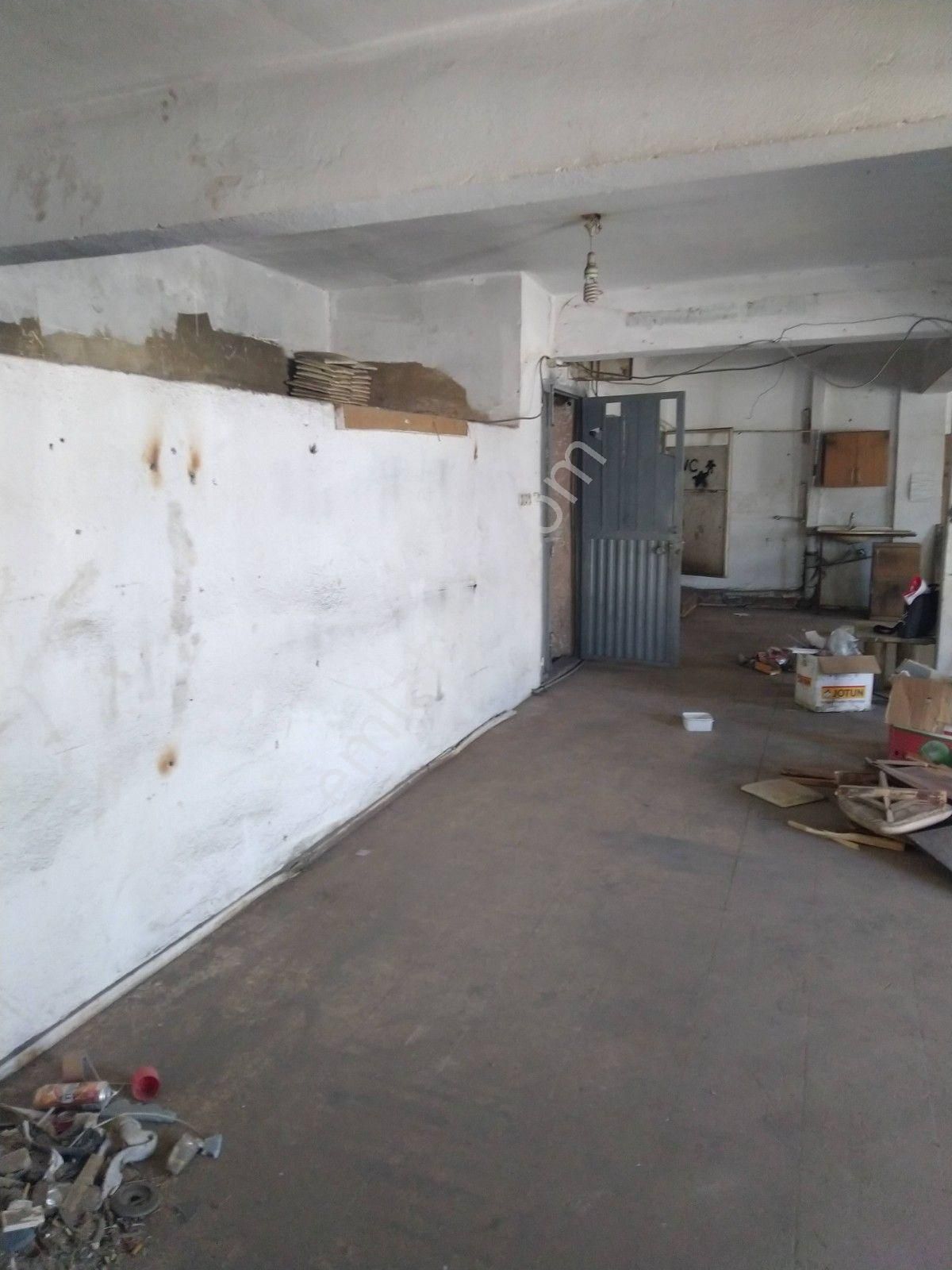 Karabağlar Mobilyacılar'da 2.kat 100 M2 Kiralık Dükkan - Görsel 9