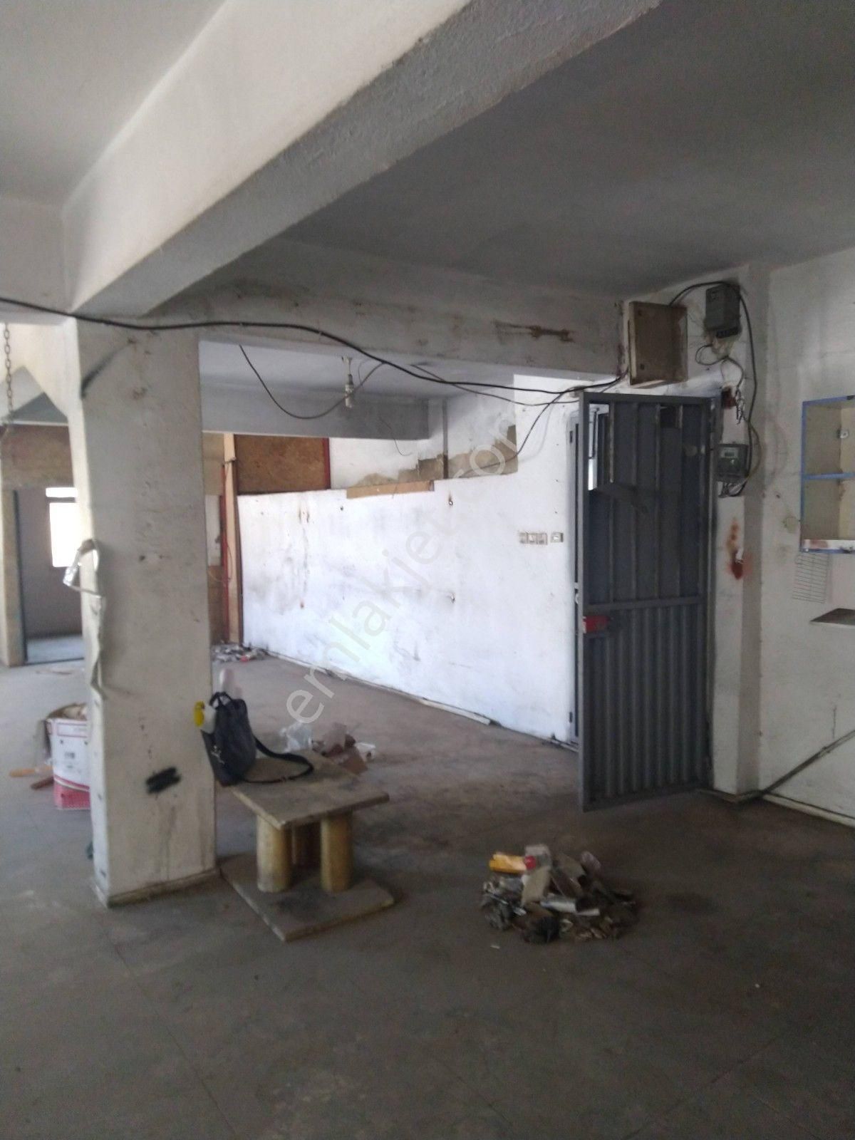 Karabağlar Mobilyacılar'da 2.kat 100 M2 Kiralık Dükkan - Görsel 14