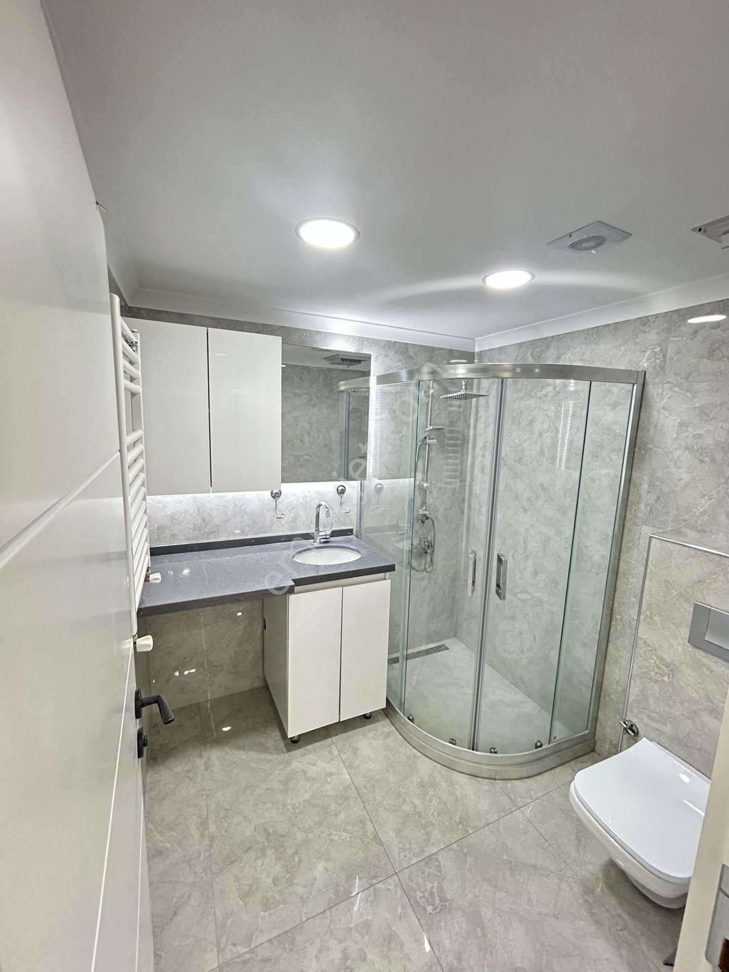 Taner'den Sokullu Caddesinde 3+1 Geniş Balkonlu Lüks Yapılı Amerikan Mutfak - Görsel 11