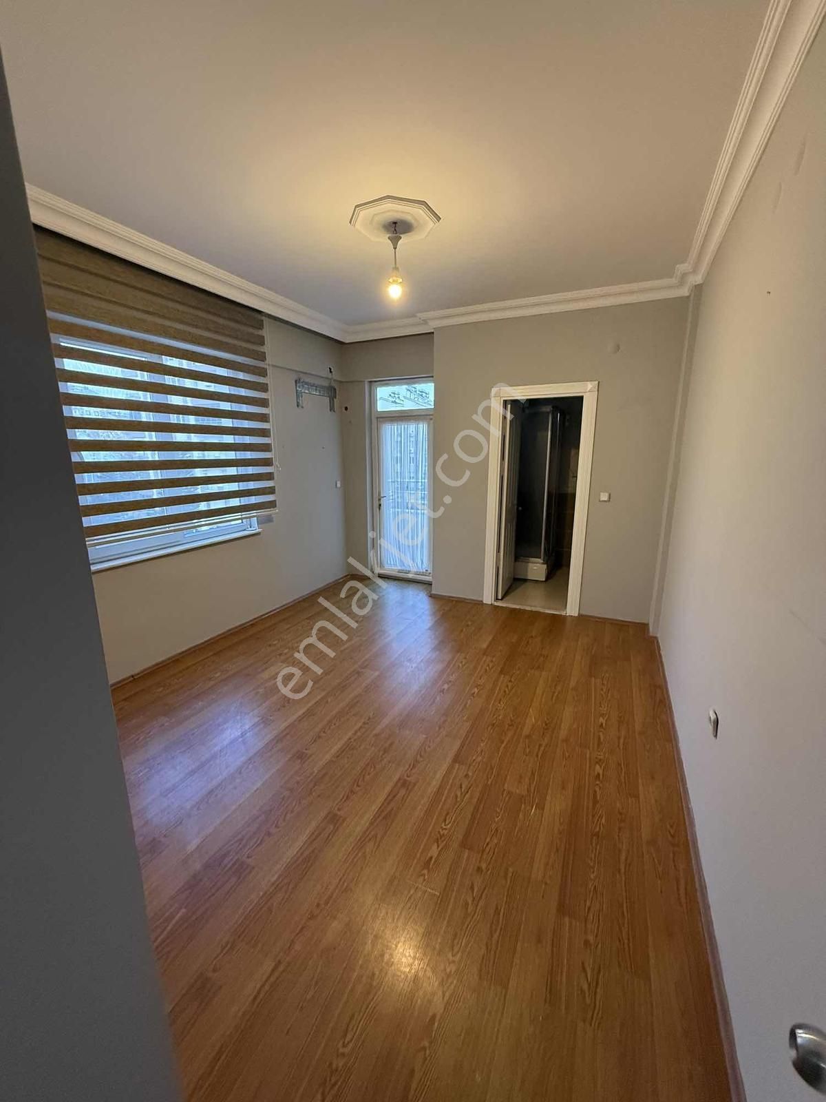 Uncalı Merkezi Konumda Havuzlu Sitede Kiralık 3+1 Geniş Daire - Görsel 4