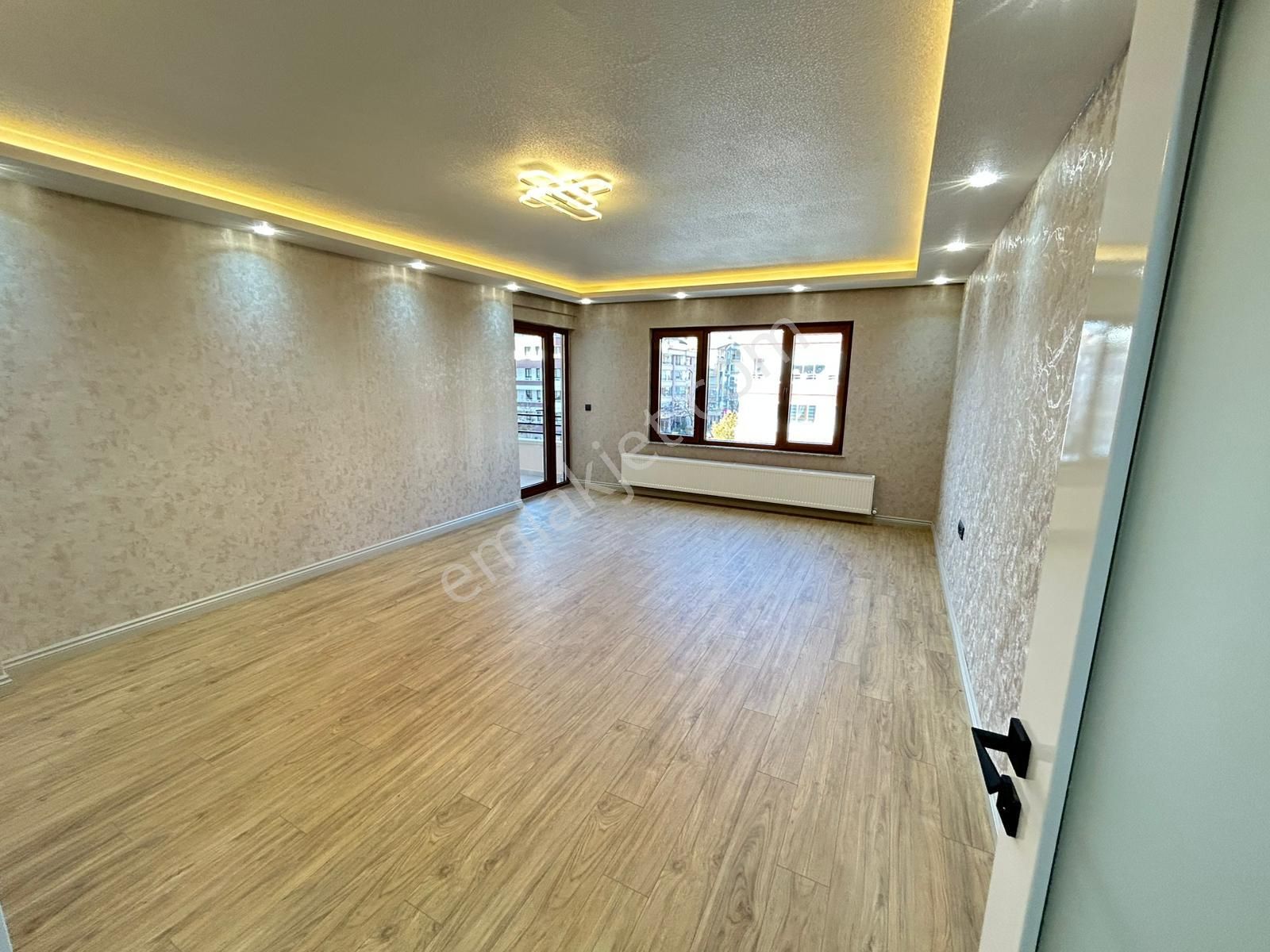 Taner'den Cevizlidere Cad'de 3+1+kiler Asansörlü Lüks Köşe Daire - Görsel 32