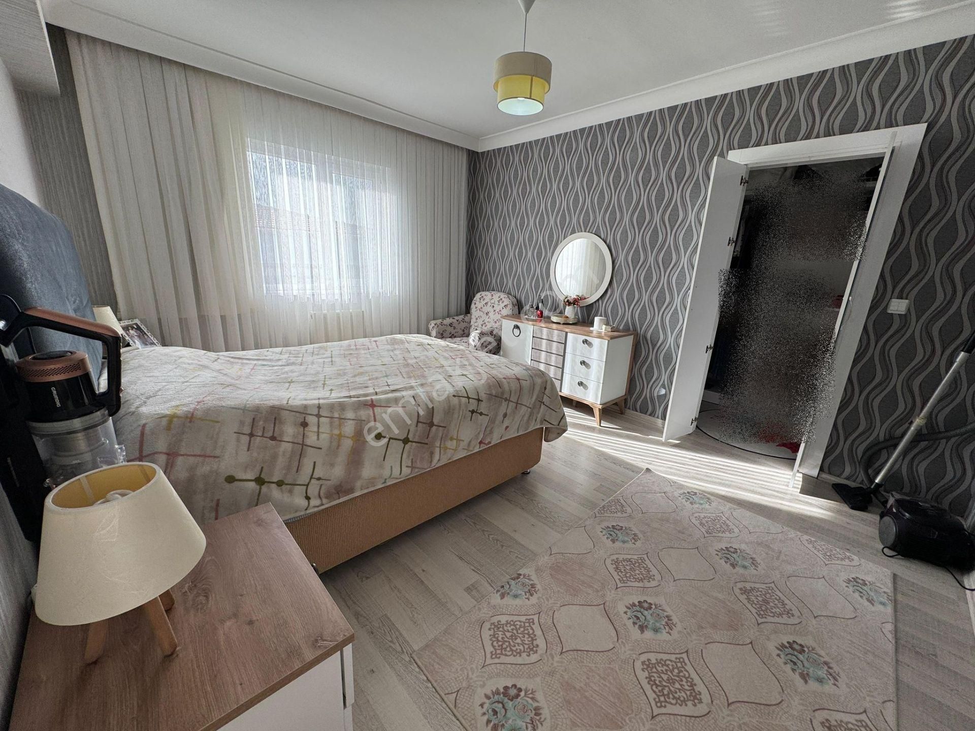 Yeşilova Mah.de Kapalı Otopark Fitnes Salonlu Site İçinde Satılık 3+1 Daire - Görsel 18