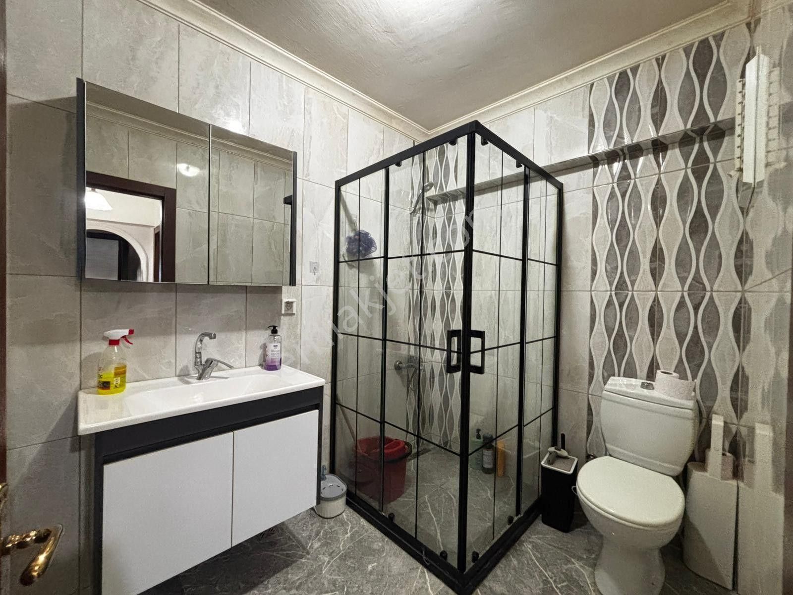 Taner'den Dikmen 931.cadde'de 3+1+2 Banyolu 4 Balkonlu Teraslı Dubleks - Görsel 18