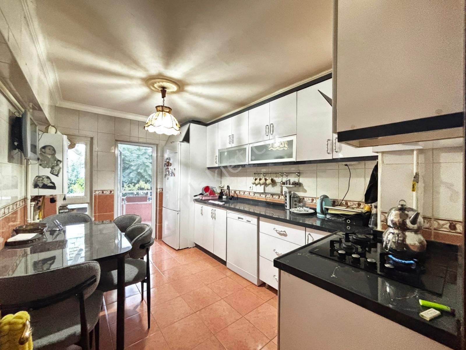 Taner'den Dikmen 931.cadde'de 3+1+2 Banyolu 4 Balkonlu Teraslı Dubleks - Görsel 25