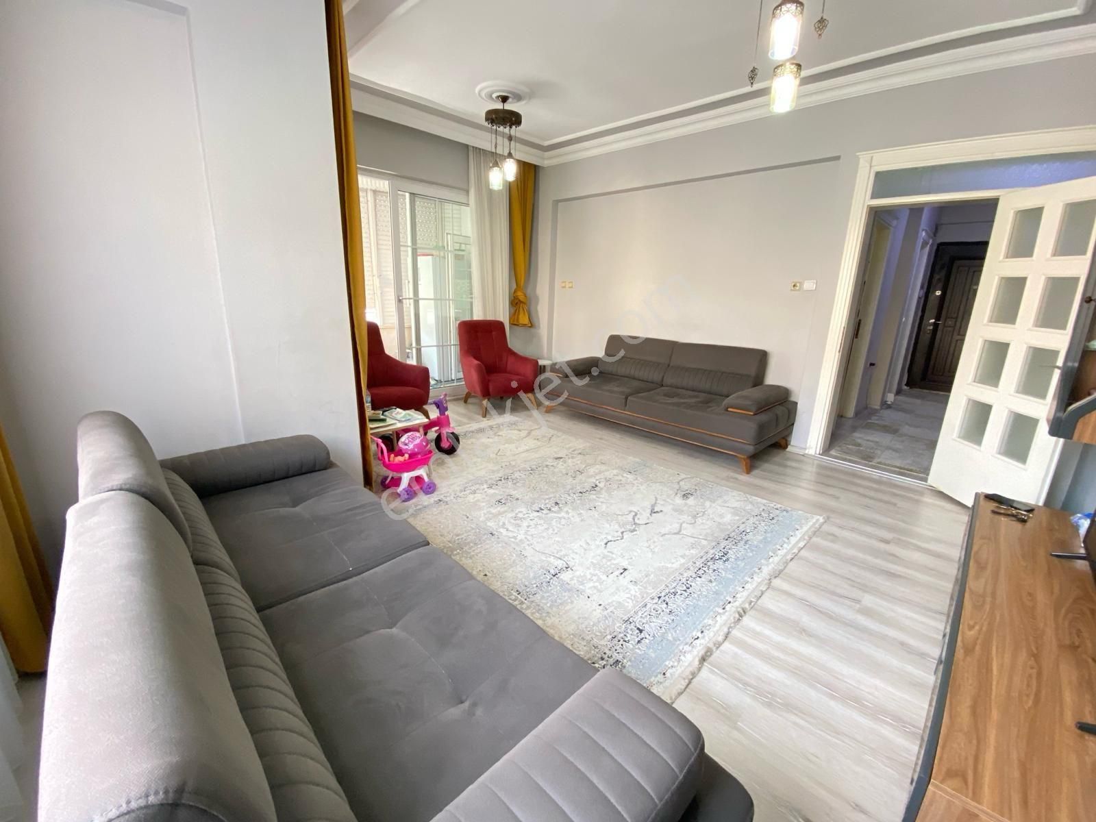 Hacet Mahallesinde Satılık 2+1 Daire - Görsel 3