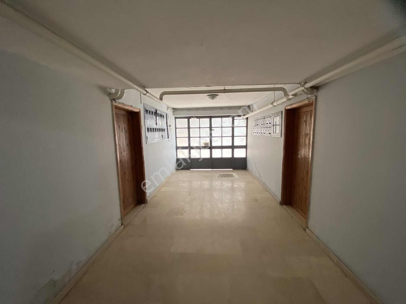 Ayhan Hepdiker Den Serdivan Mavi Durak Da 2+1 Eşyalı 90 M2 Daire - Görsel 15