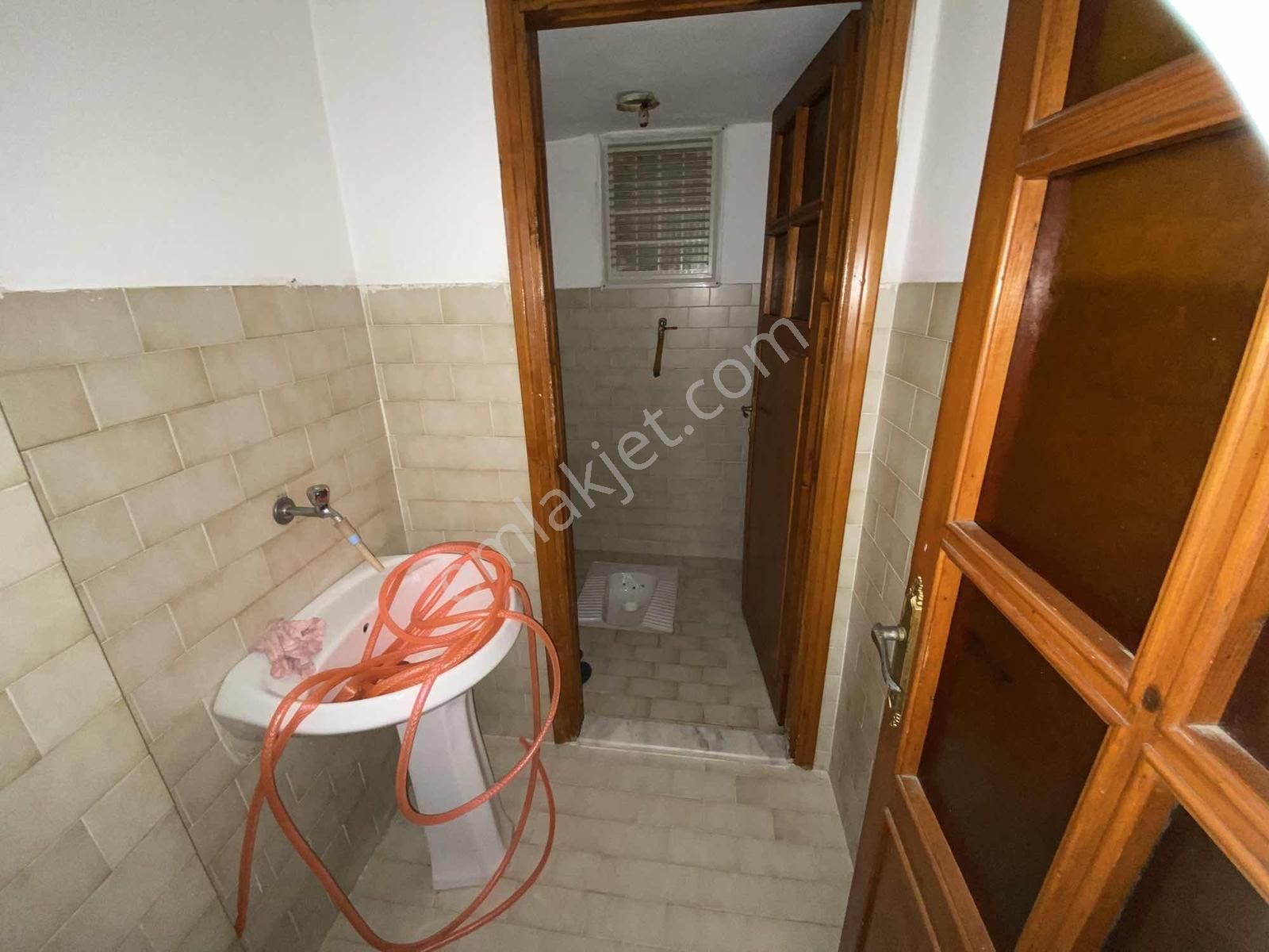 Ayhan Hepdiker Den Serdivan Mavi Durak Da 2+1 Eşyalı 90 M2 Daire - Görsel 5