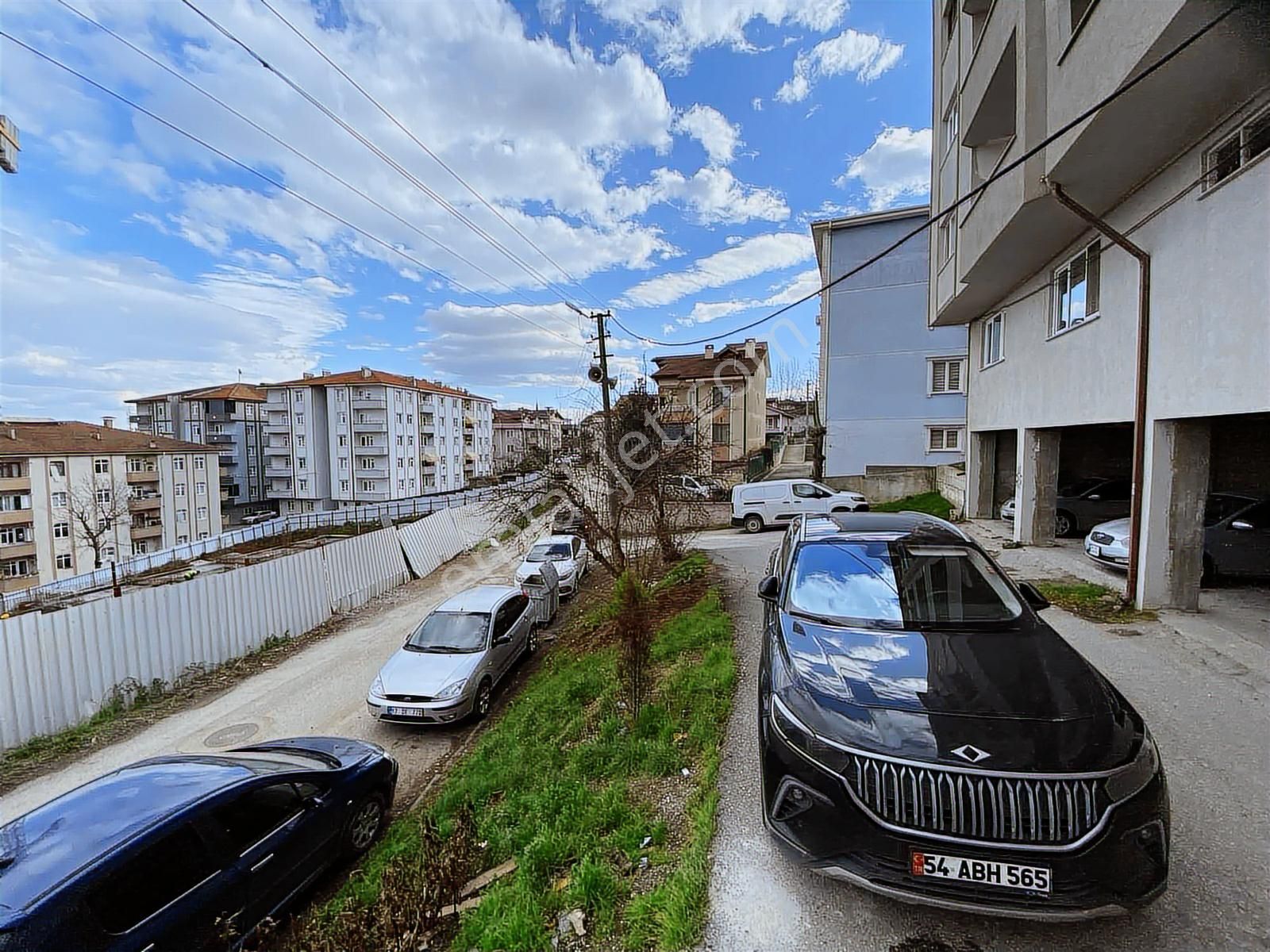 Ayhan Hepdiker Den Serdivan Mavi Durak Da 2+1 Eşyalı 90 M2 Daire - Görsel 14