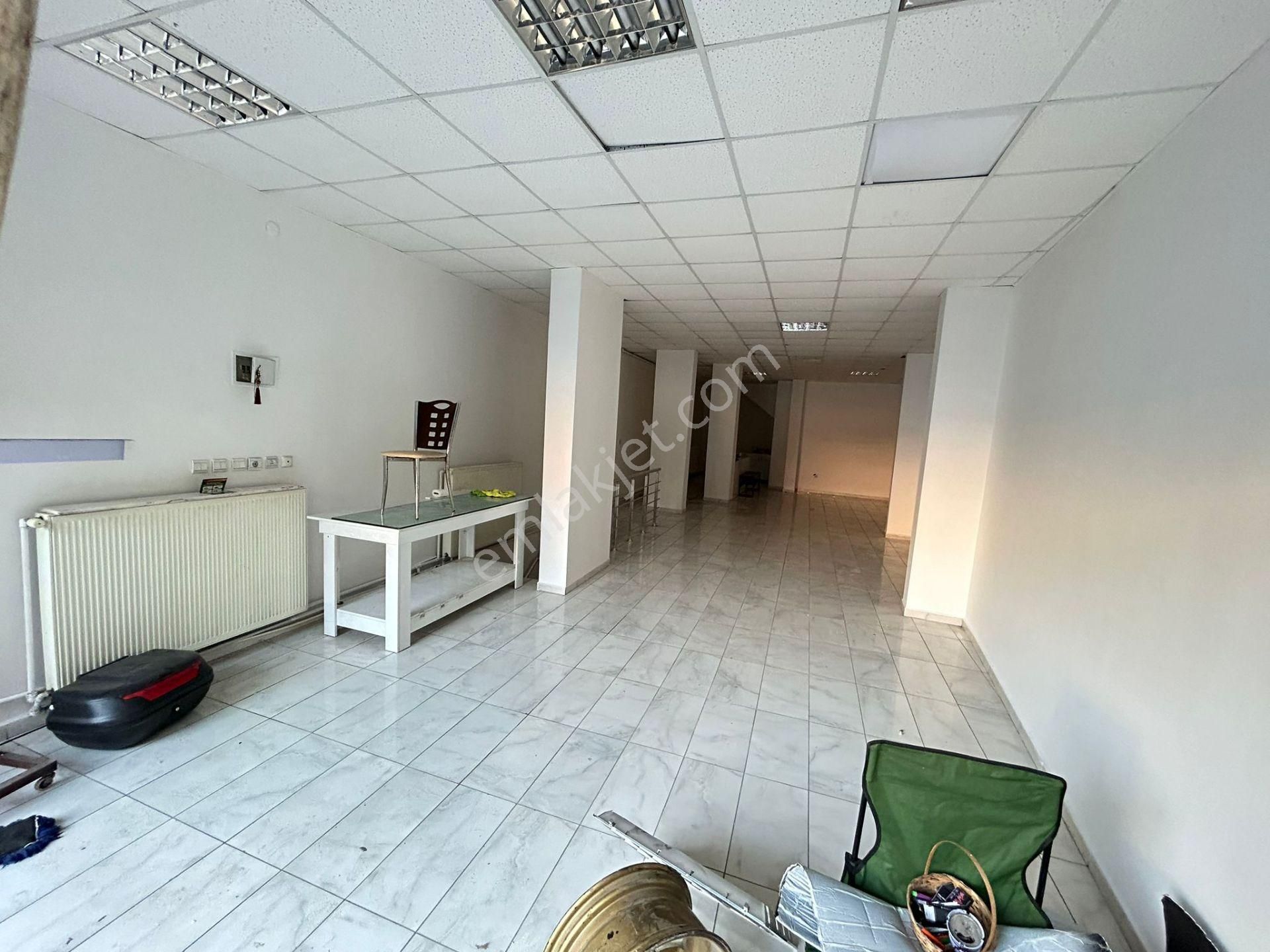 Taner'den Dikmen Caddesinde 160m2 Polis Evi Karşısı Kiracılı Yatırımcıya Uygun - Görsel 16