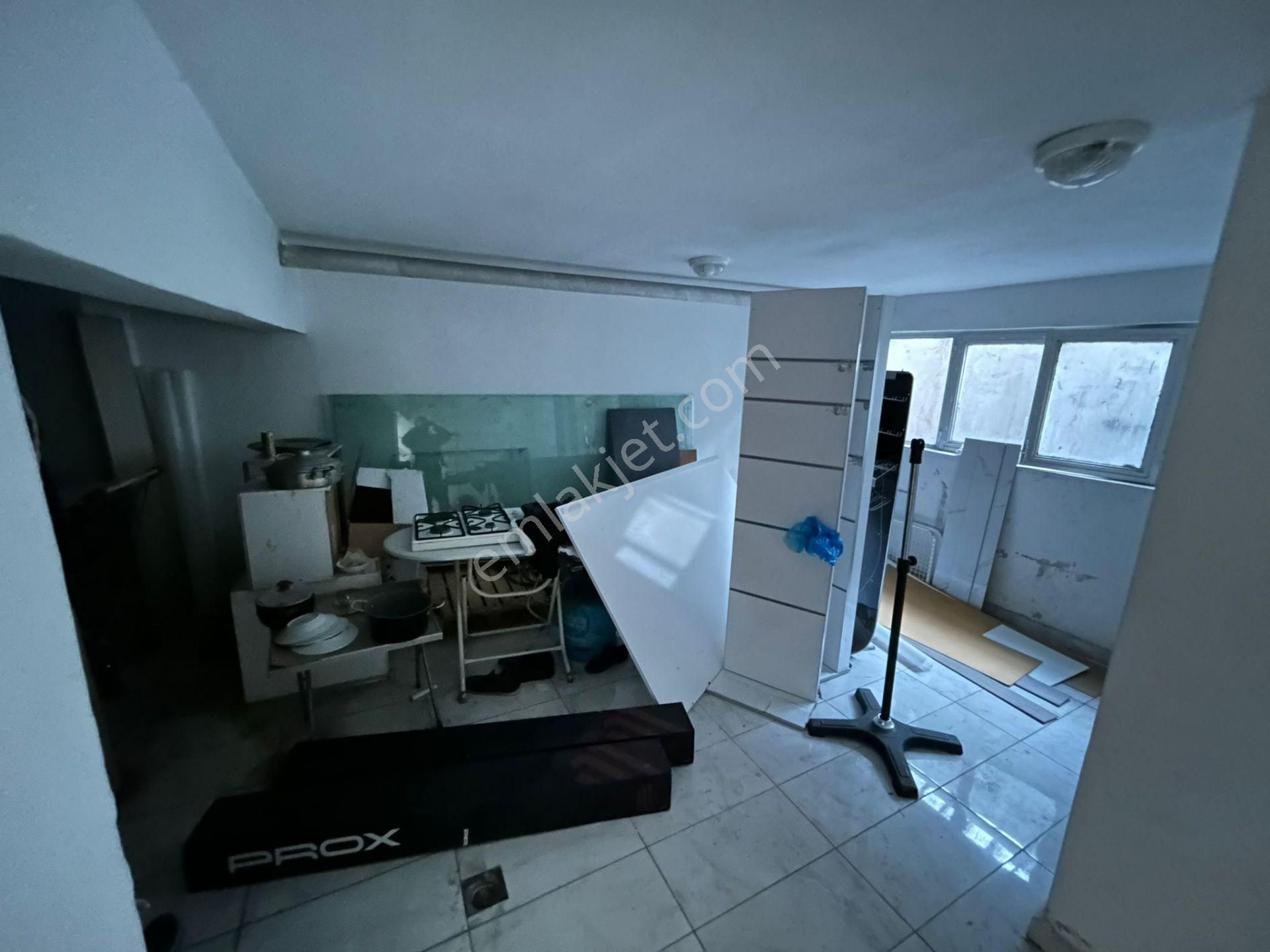 Taner'den Dikmen Caddesinde 160m2 Polis Evi Karşısı Kiracılı Yatırımcıya Uygun - Görsel 26