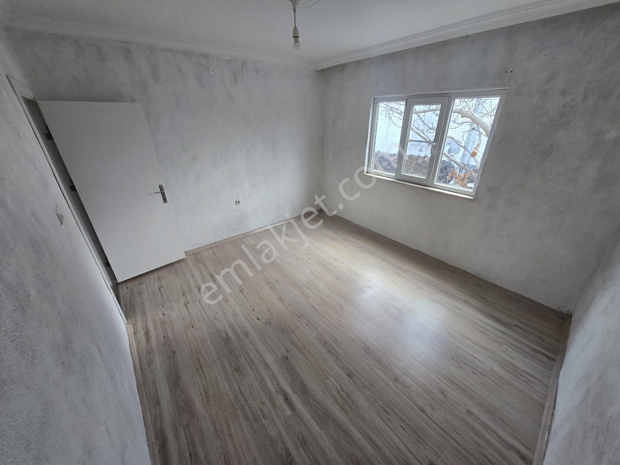 Kardeşten Kiralık - Havran Büyükdere'de Geniş Bahçeli 3+1 Köy Evi - Görsel 21