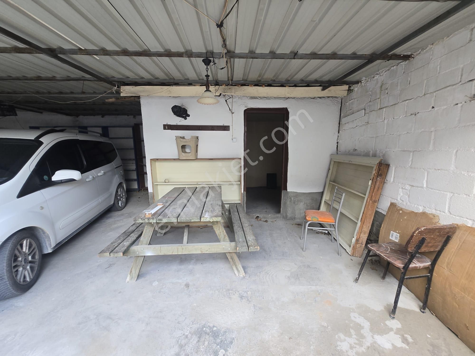 Kardeşten Kiralık - Havran Büyükdere'de Geniş Bahçeli 3+1 Köy Evi - Görsel 3