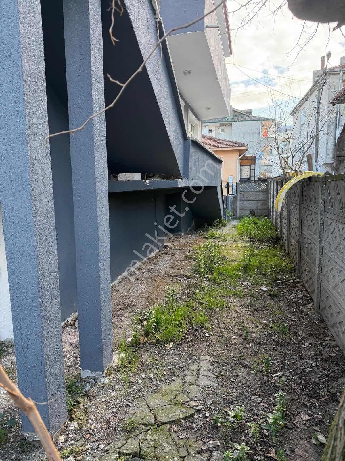 Ayhan Hepdiker Den Yağcılarda İki Katlı Ev Yenilenmiş Daireler. - Görsel 16
