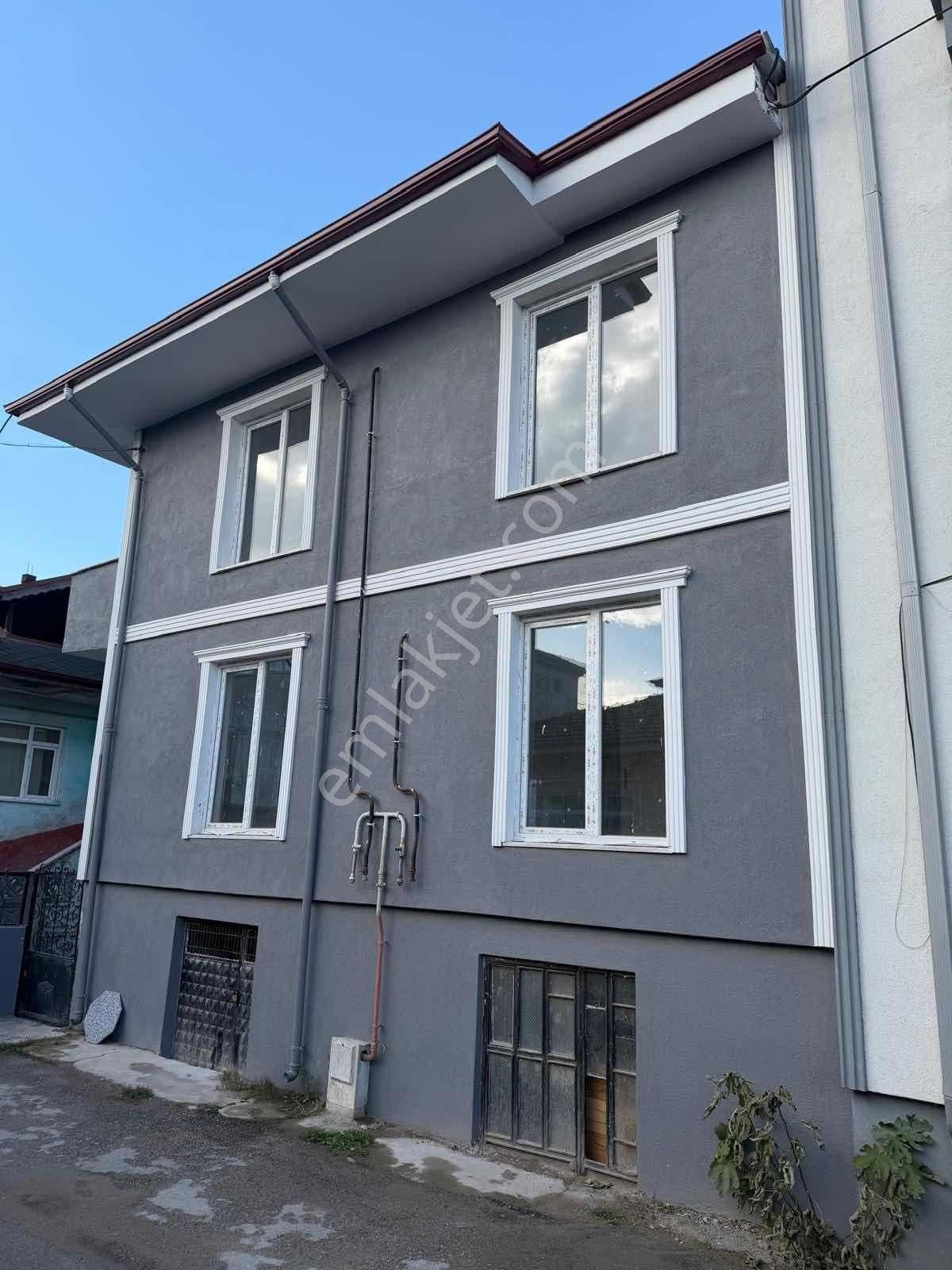 Ayhan Hepdiker Den Yağcılarda İki Katlı Ev Yenilenmiş Daireler. - Görsel 32