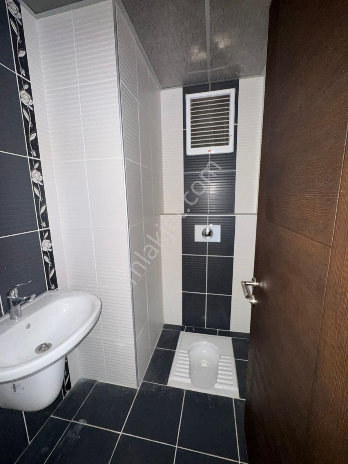 Üstünkent'ten 3. Çevre Yoluna Sıfır Metro Market Yakını Masrafsız 3+1 - Görsel 12