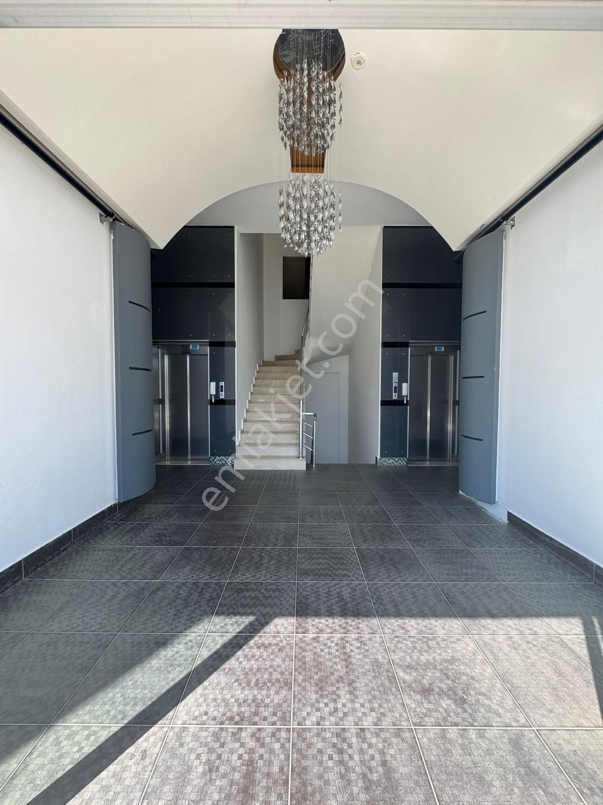 Üstünkent'ten 3. Çevre Yoluna Sıfır Metro Market Yakını Masrafsız 3+1 - Görsel 13