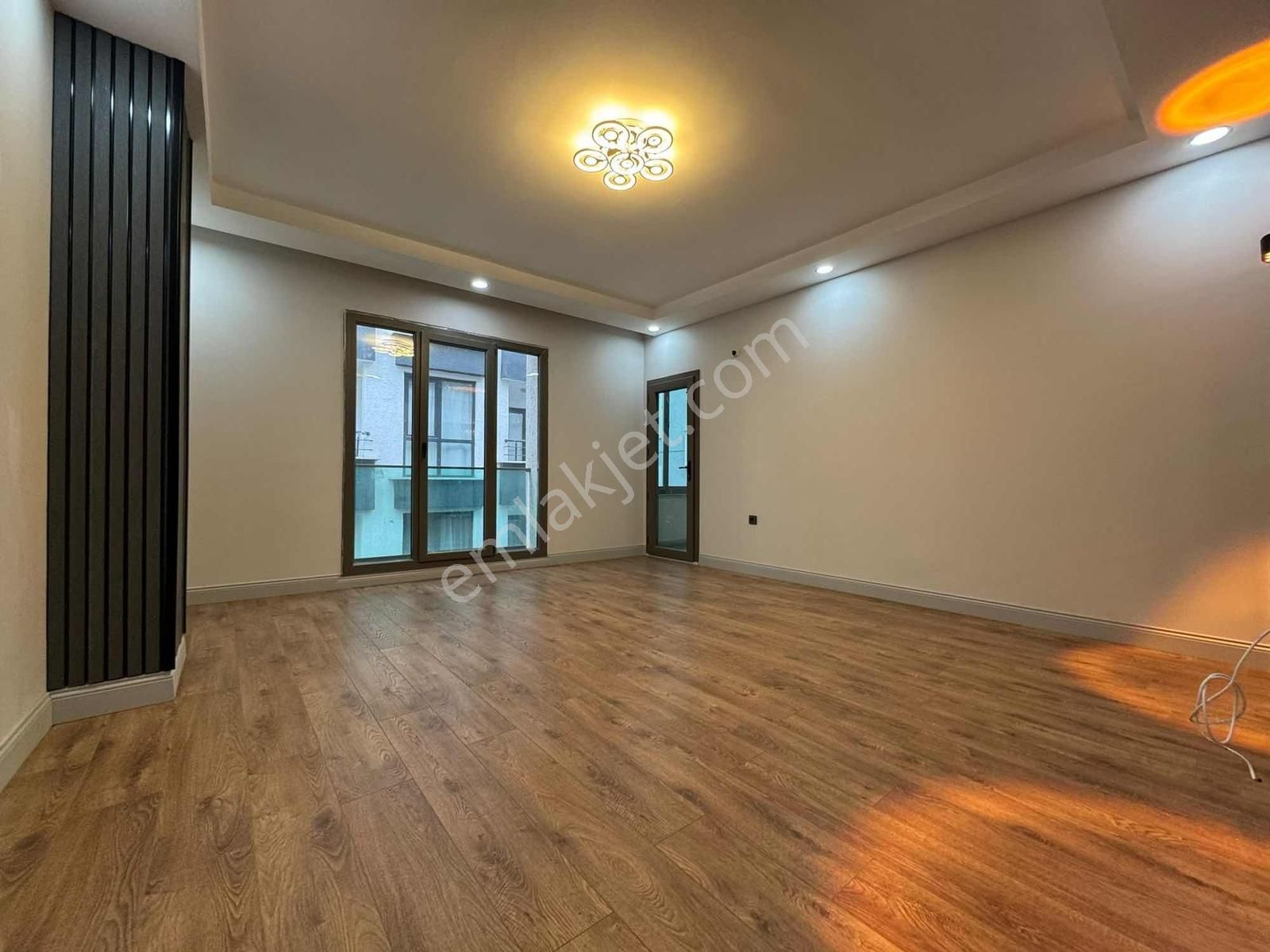 Metrobüse Yakın +%50 Kredi+sıfır İnşaat 2+1 Ara Kat Daire - Görsel 2