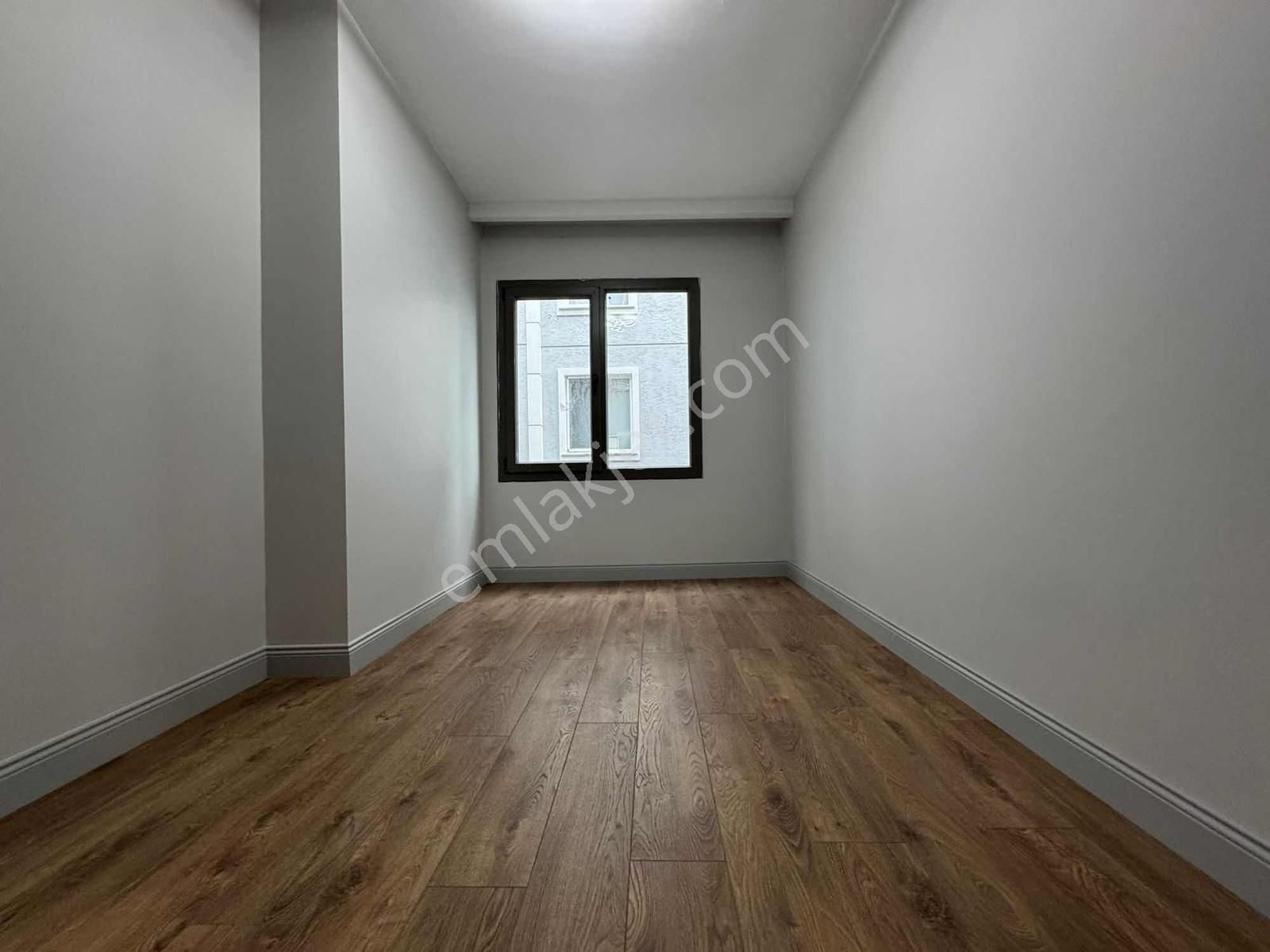 Metrobüse Yakın +%50 Kredi+sıfır İnşaat 2+1 Ara Kat Daire - Görsel 5