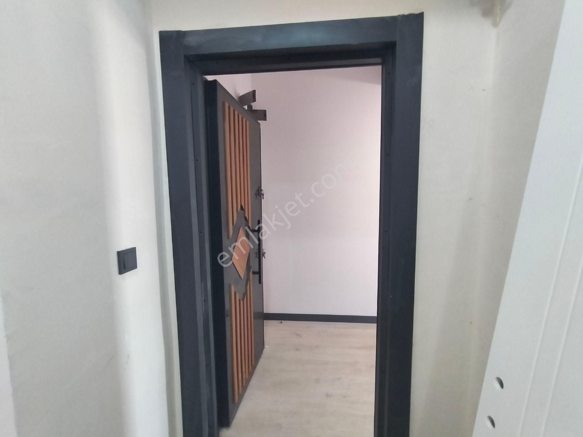 Balıkesir Burhaniye Badem Alanında 2+1 Kapalıı Mutak - Görsel 6
