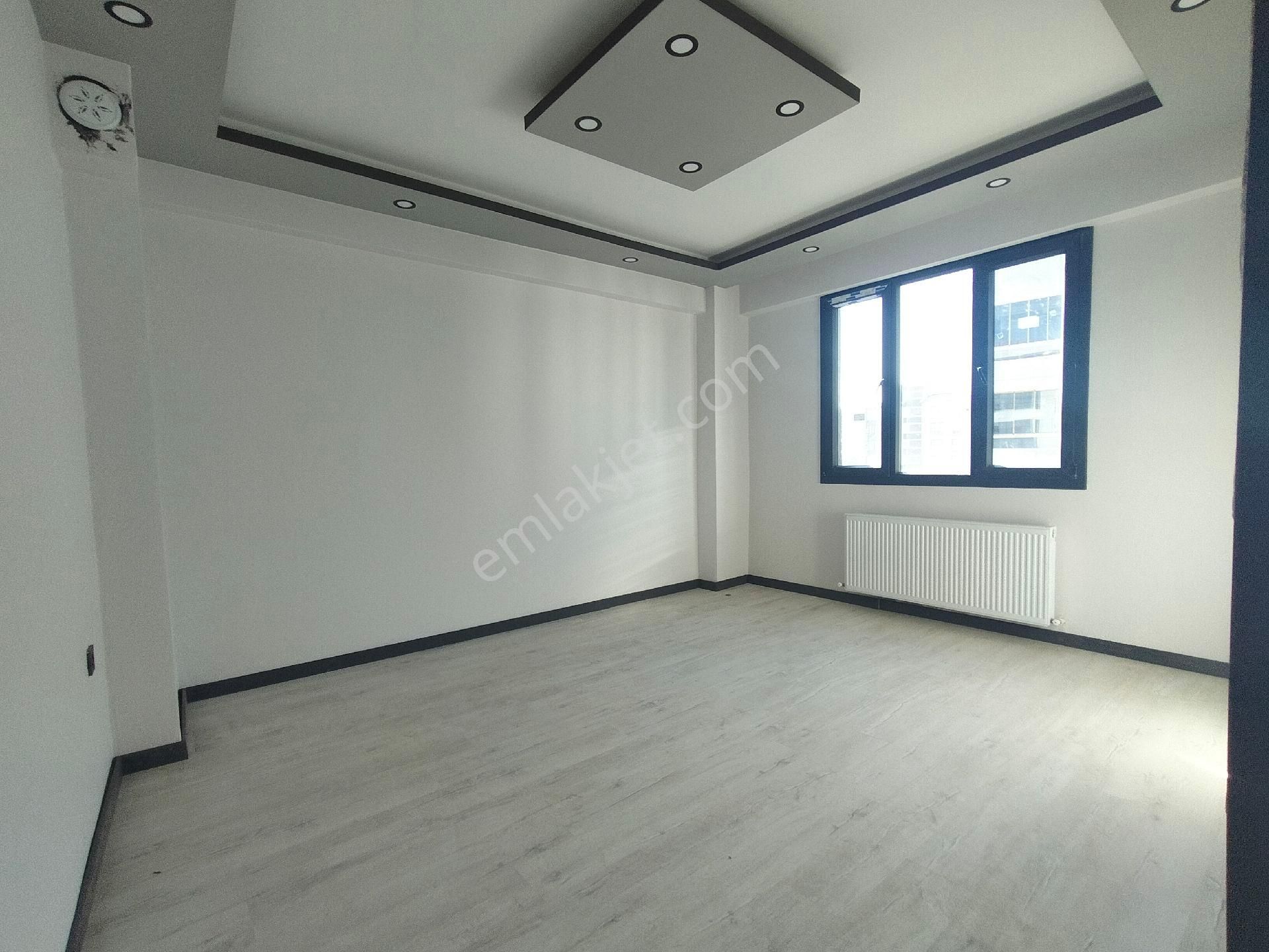 Balıkesir Burhaniye Badem Alanında 2+1 Kapalıı Mutak