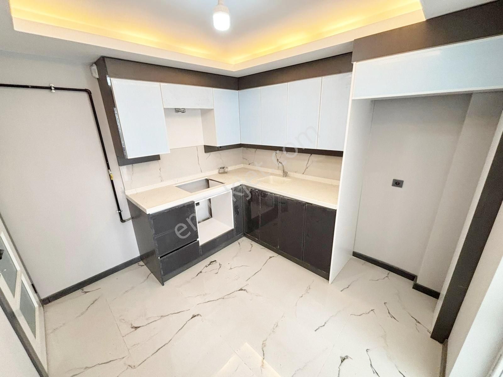 Yuv*** Giyinme Odası Ebeveyn Banyolu Ultra Lüks 3+1 Yüksek Grş - Görsel 7