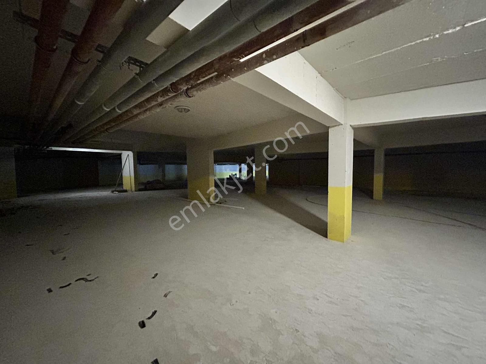 Yeniköy'de Site İçi Kapalı Otoparklı Havuzlu Sıfır 1+1 - Görsel 10