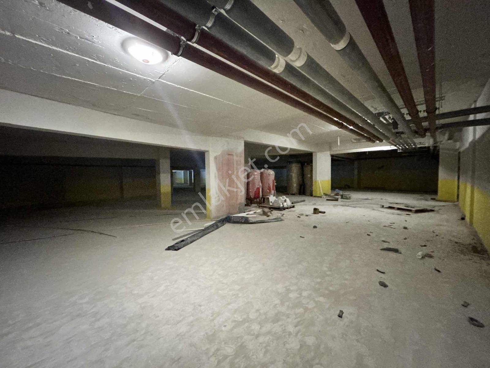 Yeniköy'de Site İçi Kapalı Otoparklı Havuzlu Sıfır 1+1 - Görsel 29