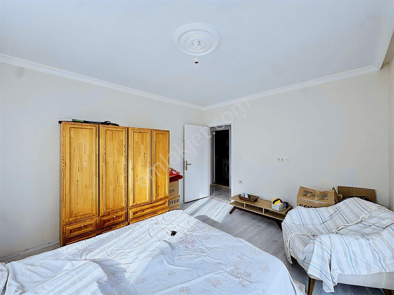 Altınova Altınpark Sitesinde Satılık 3.5+1 Büyük Daire - Görsel 31