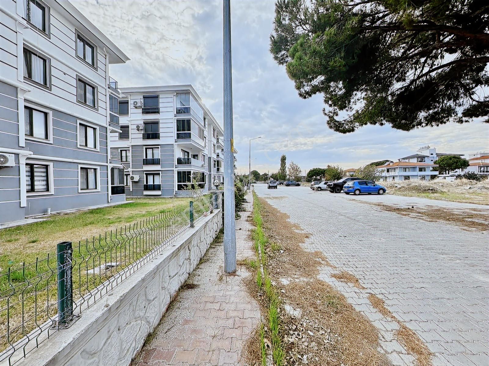 Altınova Altınpark Sitesinde Satılık 3.5+1 Büyük Daire - Görsel 22
