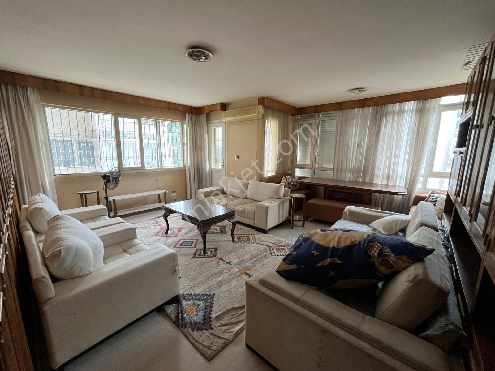 Asil'den 14 Sokakta 2+1 Geniş Ferah Köşe Daire