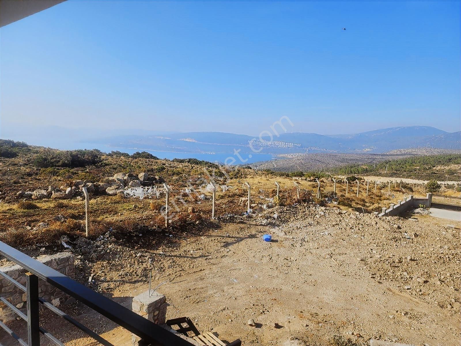 Mordoğan Emlaktan Kamukentte 375m2 Arsada Satılık 4+1 Yazlık - Görsel 7