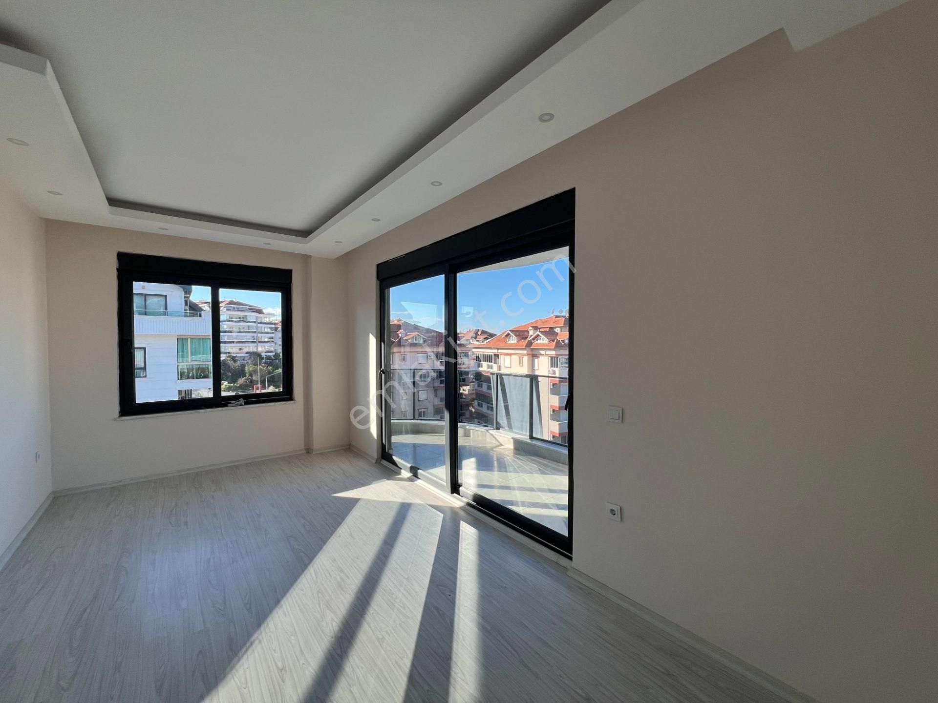 Alanya Obada Kiralık 4+1 Site İçi Sıfır Dubleks Daire - Görsel 2