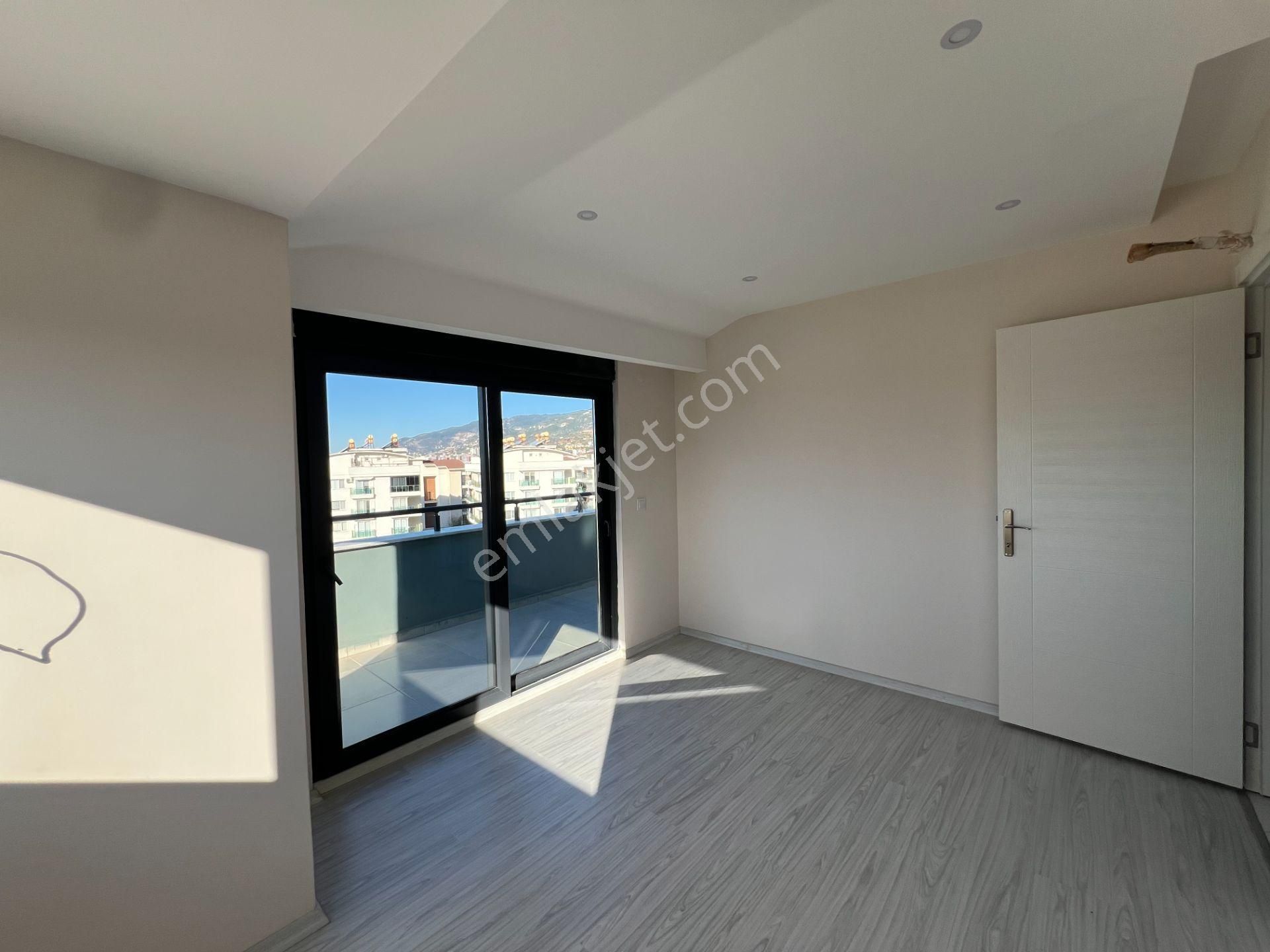 Alanya Obada Kiralık 4+1 Site İçi Sıfır Dubleks Daire - Görsel 20